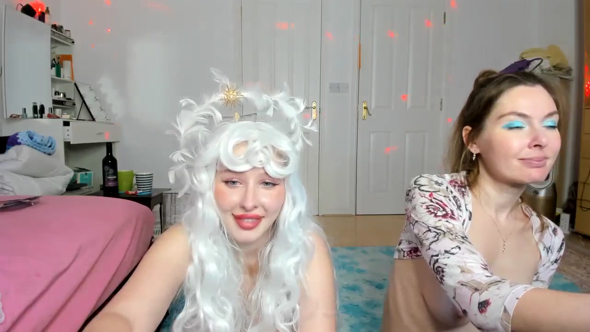 Gallery image thumbnail from Lamantina's myfreecams stream on, 01/01/2025, 10:32 image 5 of 20