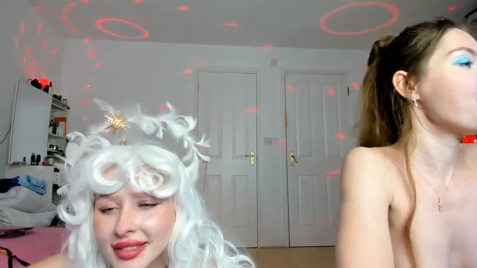Gallery image thumbnail from Lamantina's myfreecams stream on, 01/01/2025, 10:32 image 3 of 20