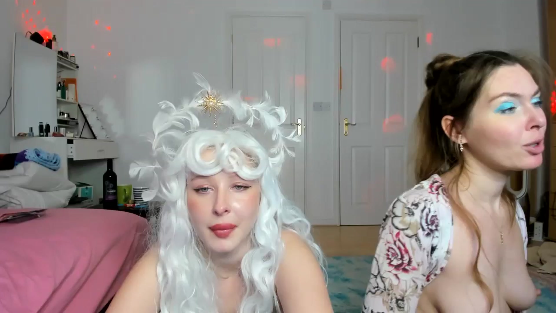Gallery image thumbnail from Lamantina's myfreecams stream on, 01/01/2025, 10:32 image 9 of 20
