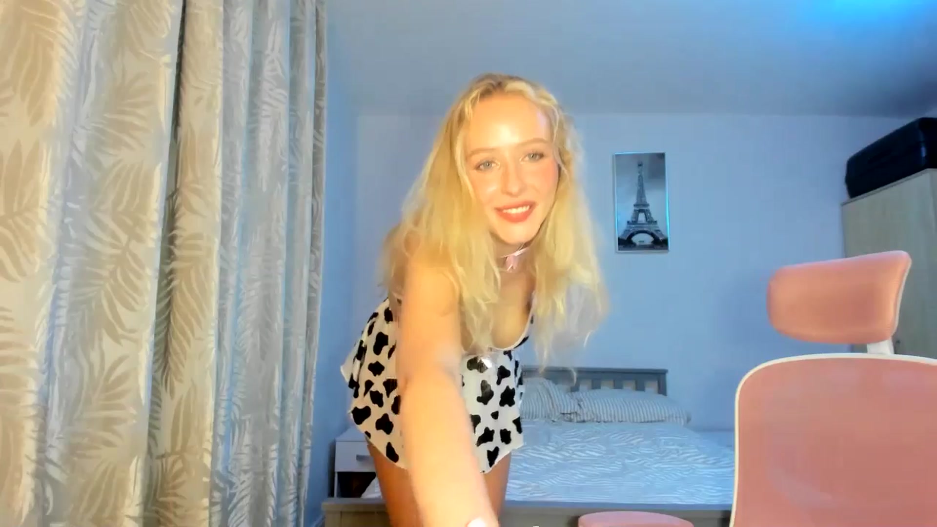 Gallery image thumbnail from Lamantina's myfreecams stream on, 08/31/2025, 24:59 image 11 of 20