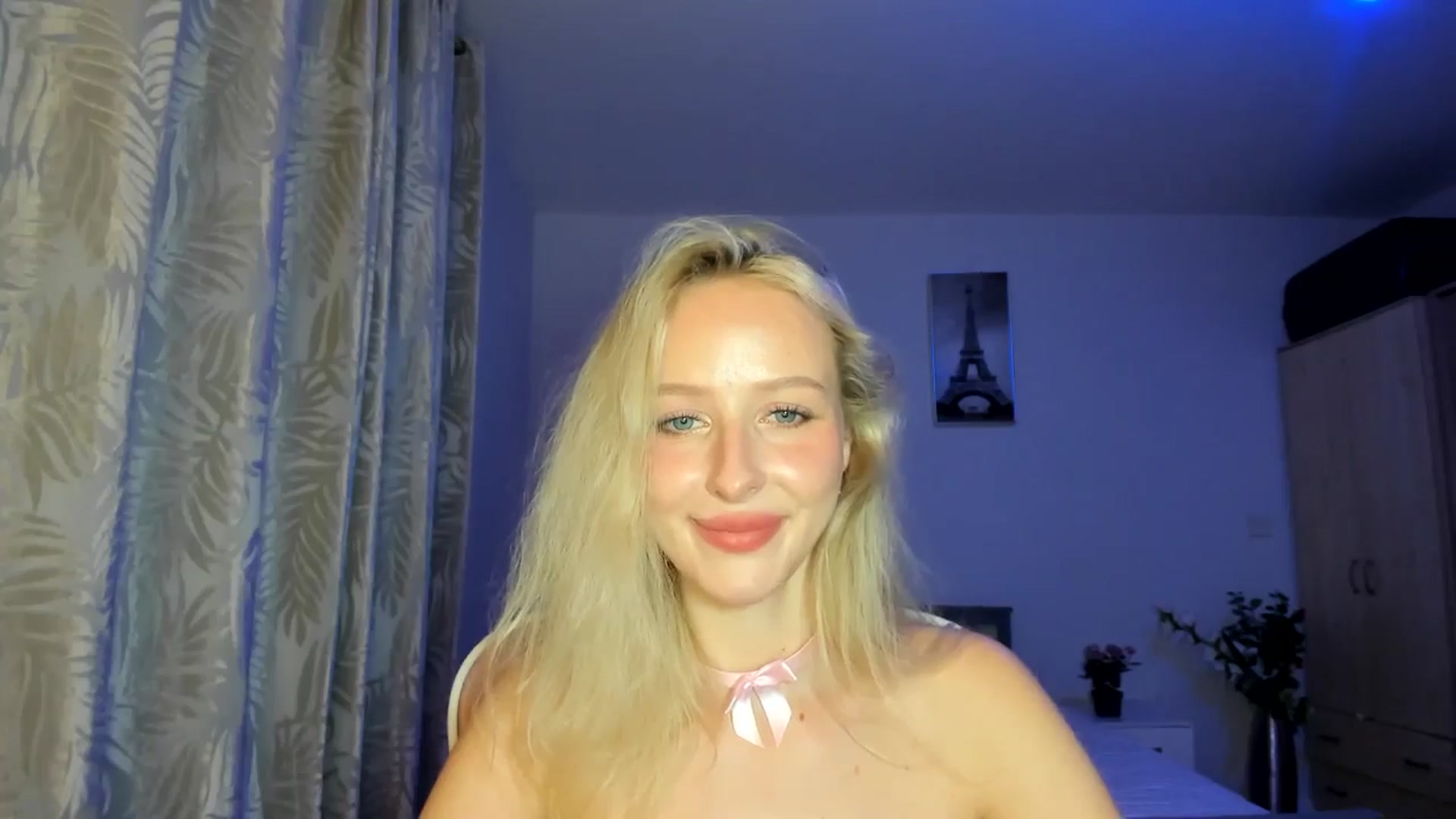 Gallery image thumbnail from Lamantina's myfreecams stream on, 09/01/2025, 02:26 image 20 of 20