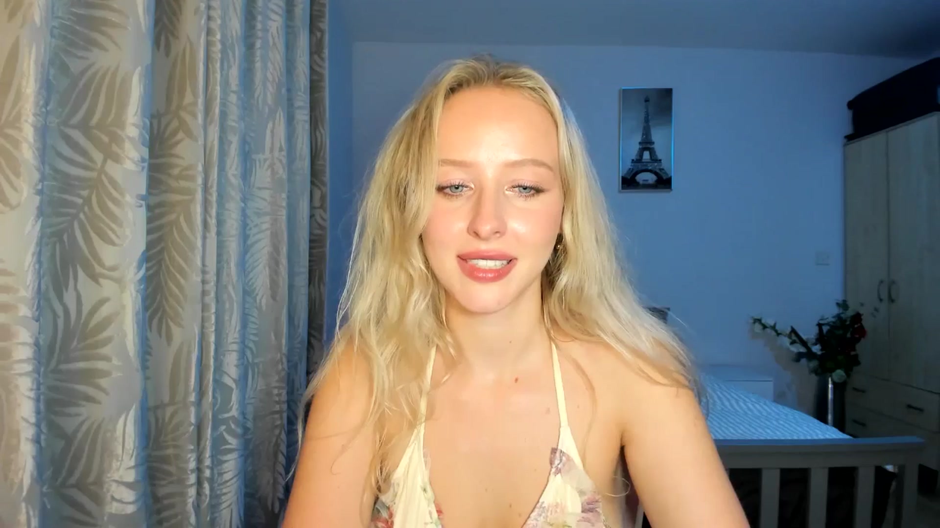 Gallery image thumbnail from Lamantina's myfreecams stream on, 10/05/2025, 02:52 image 15 of 20