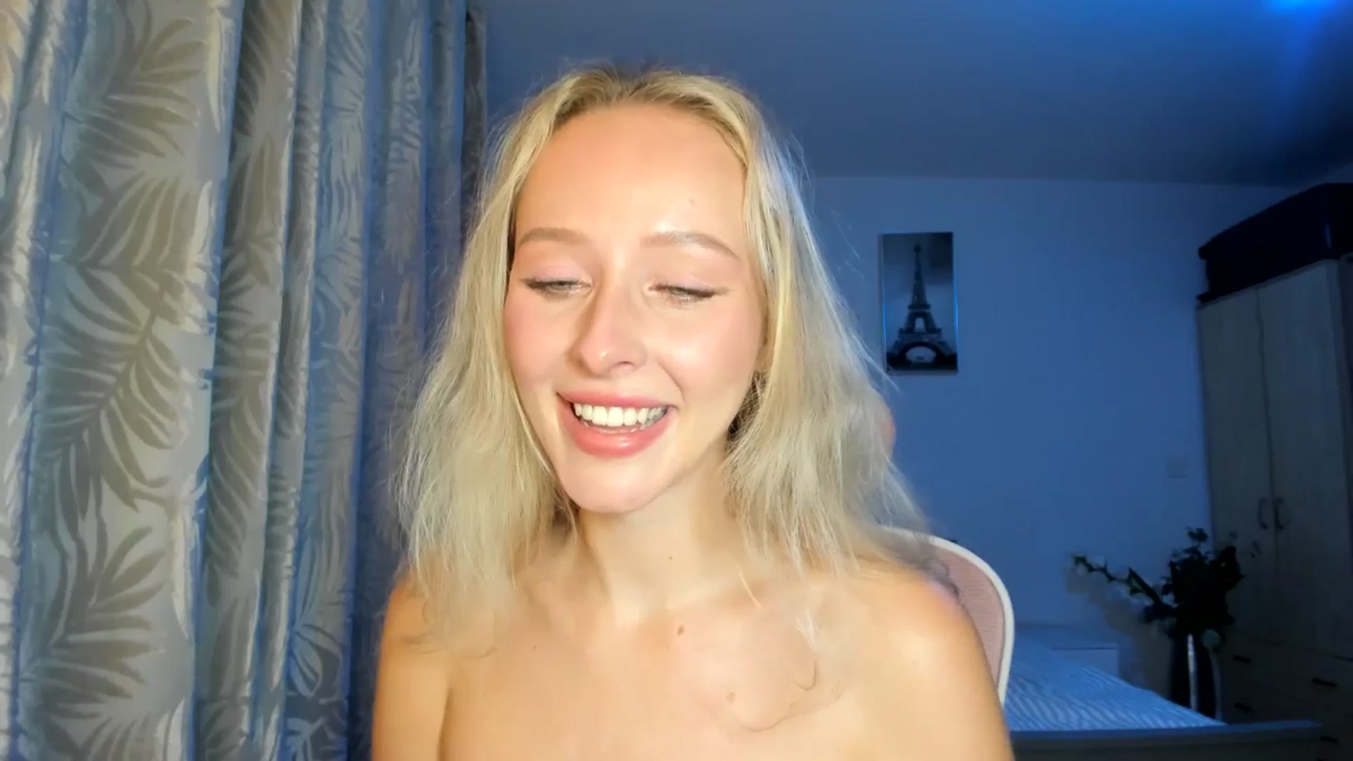 Gallery image thumbnail from Lamantina's myfreecams stream on, 10/08/2025, 23:16 image 20 of 20
