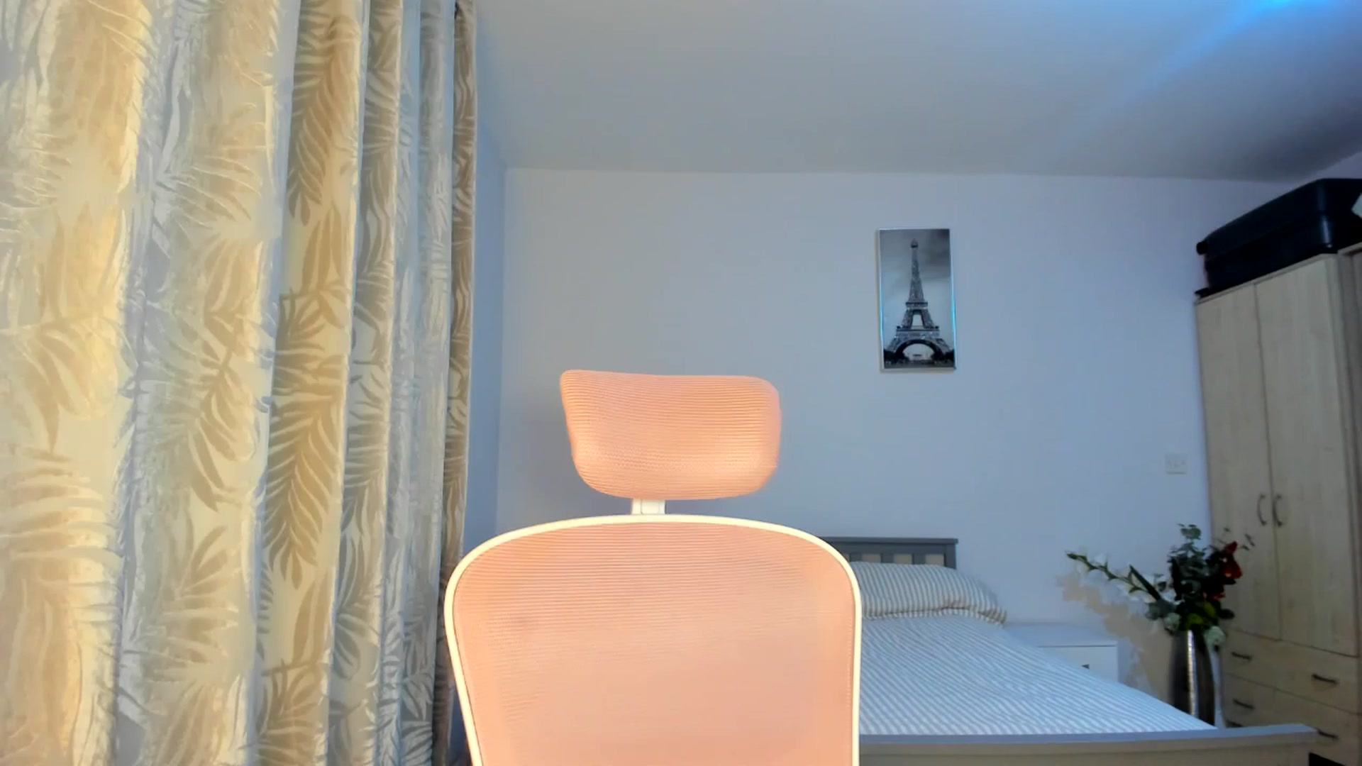 Gallery image thumbnail from Lamantina's myfreecams stream on, 10/09/2025, 22:49 image 18 of 20