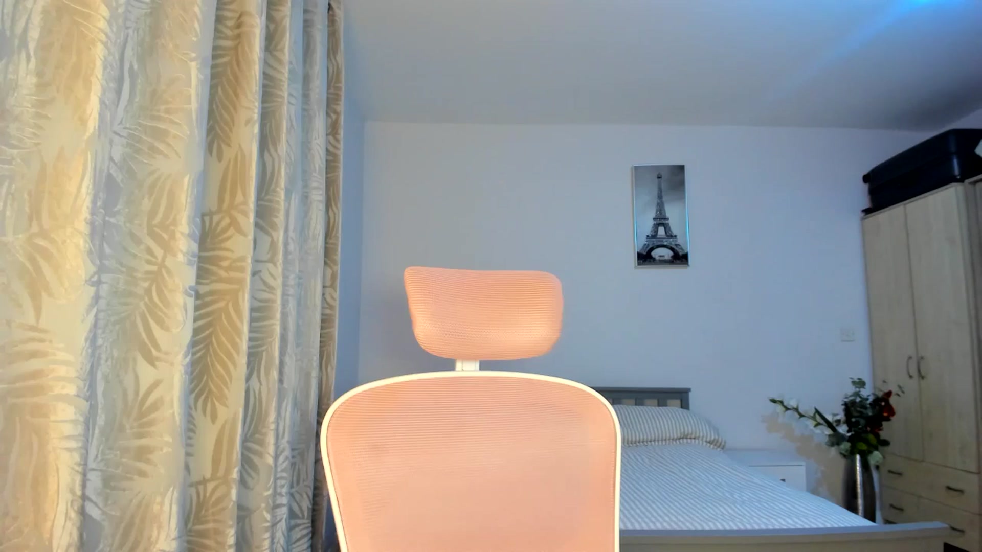Gallery image thumbnail from Lamantina's myfreecams stream on, 10/09/2025, 22:49 image 19 of 20
