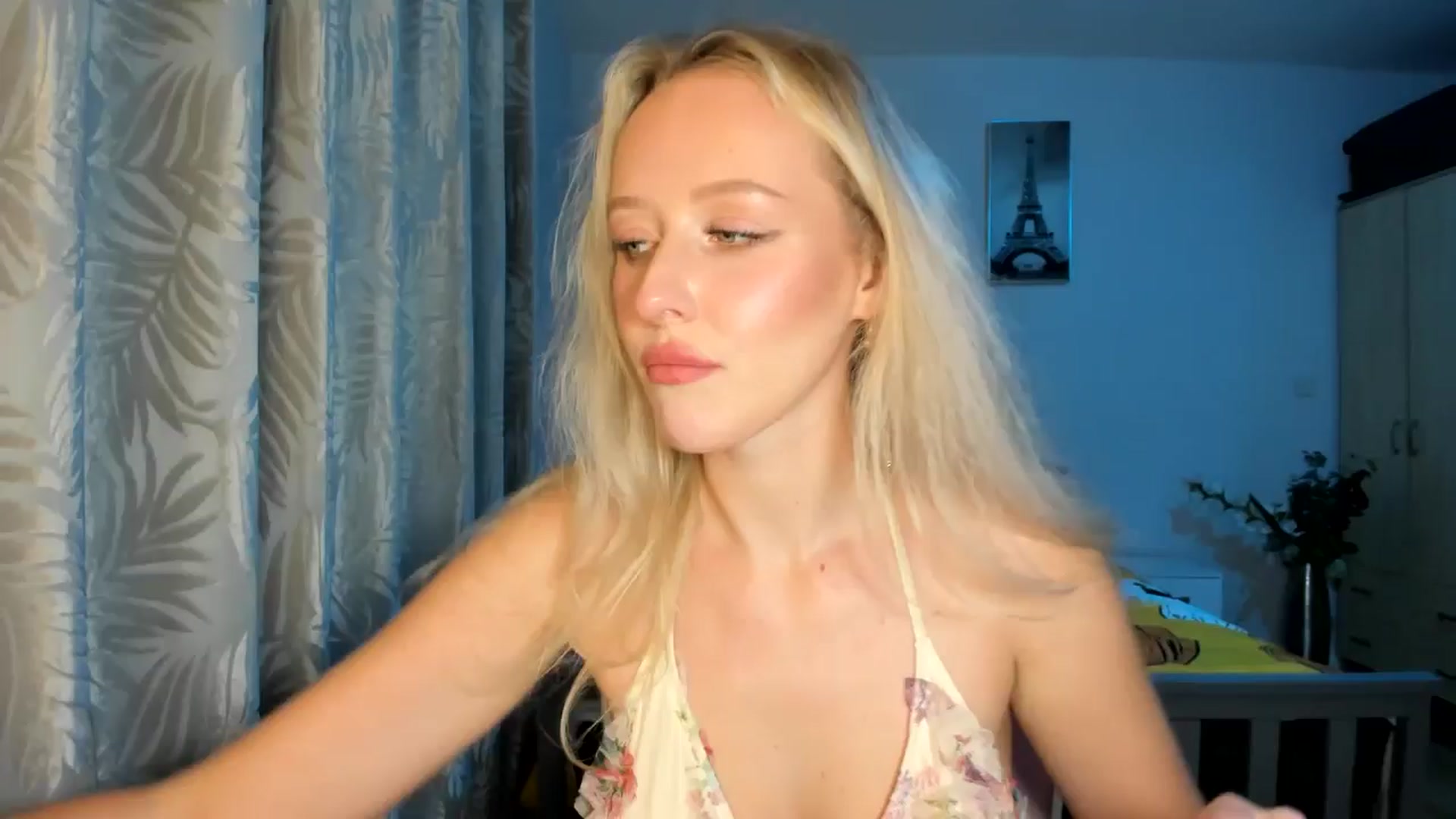 Gallery image thumbnail from Lamantina's myfreecams stream on, 10/12/2025, 02:48 image 1 of 20
