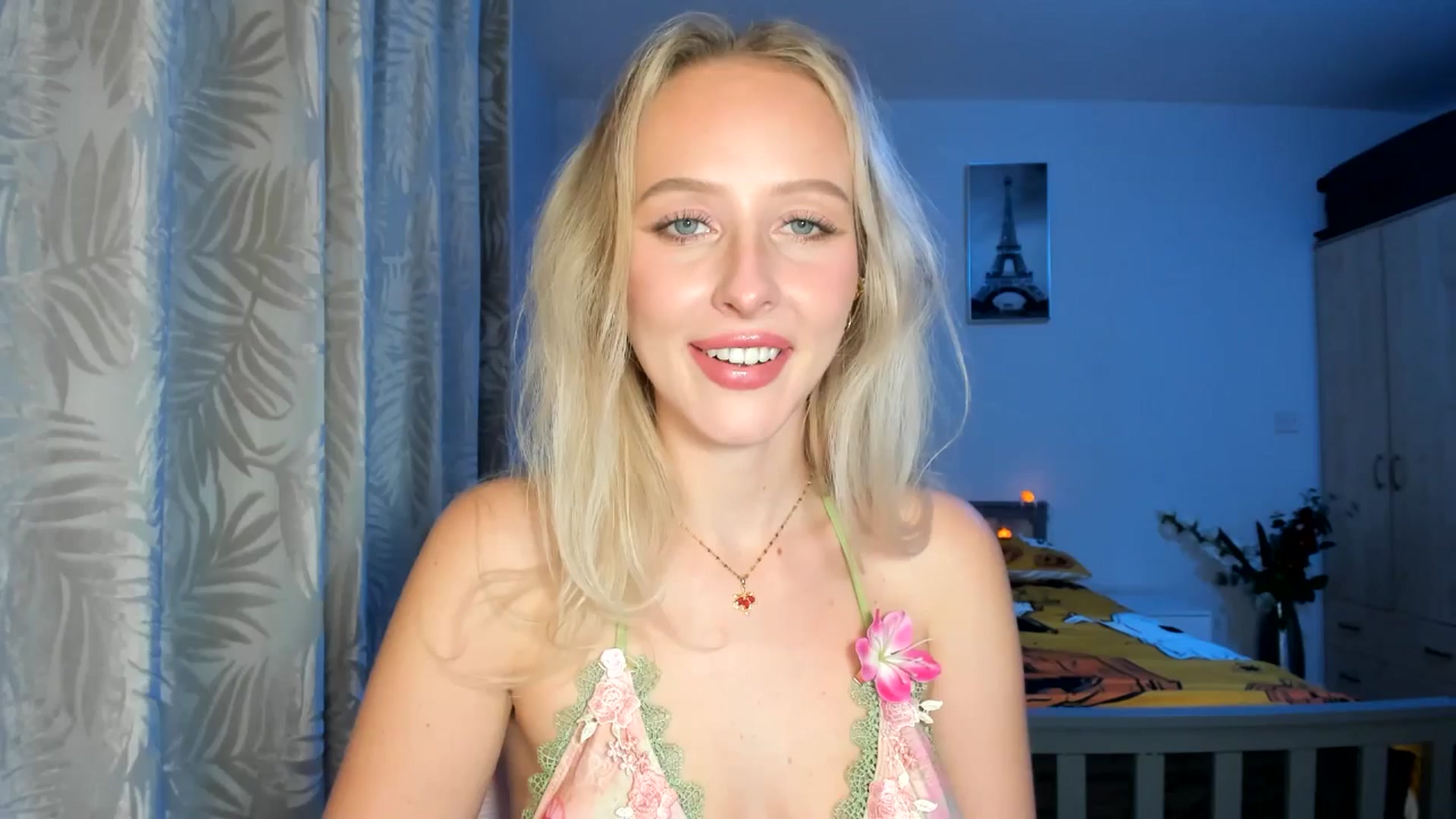 Gallery image thumbnail from Lamantina's myfreecams stream on, 10/16/2025, 22:58 image 10 of 20