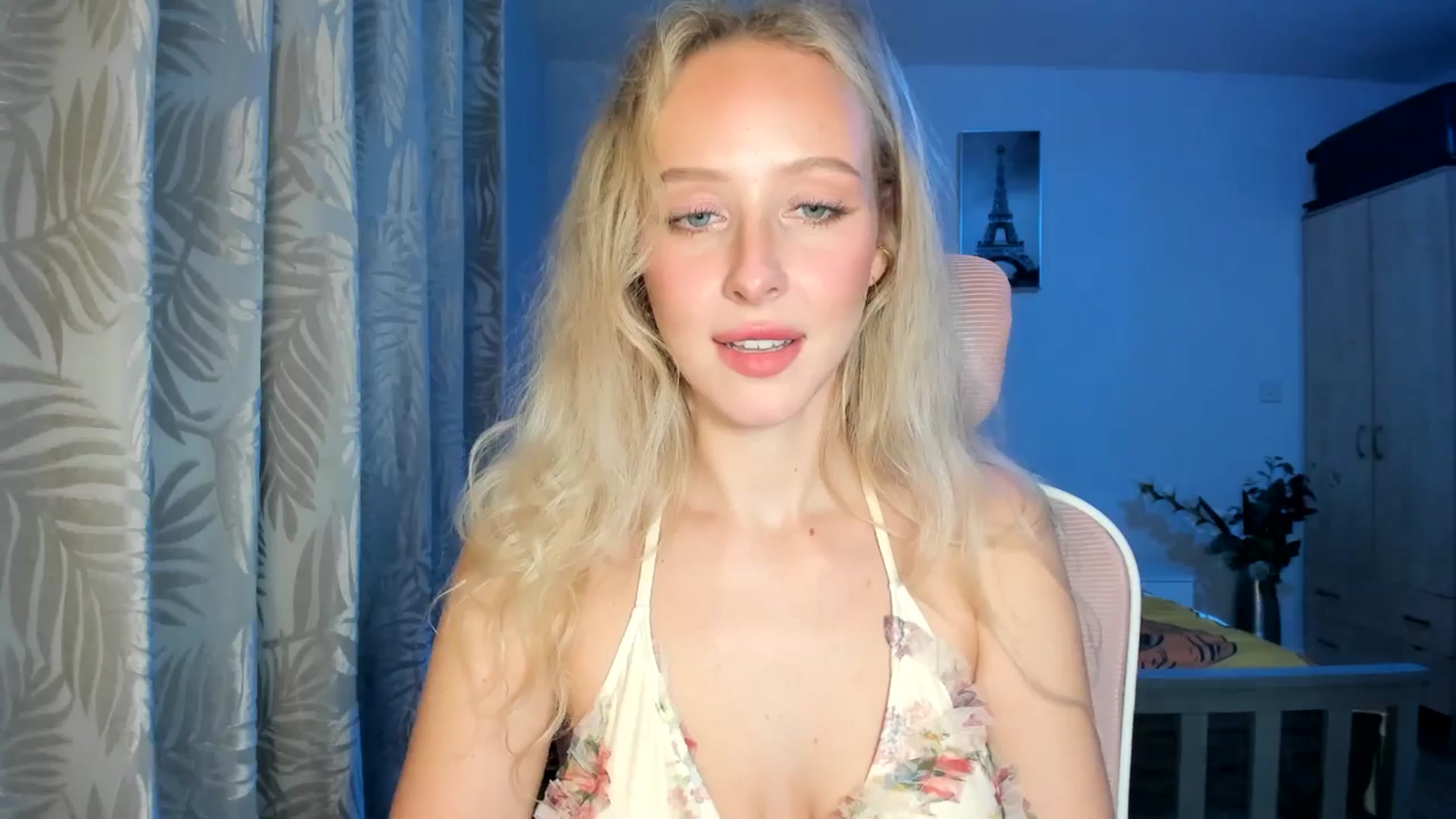 Gallery image thumbnail from Lamantina's myfreecams stream on, 10/21/2025, 23:13 image 14 of 20