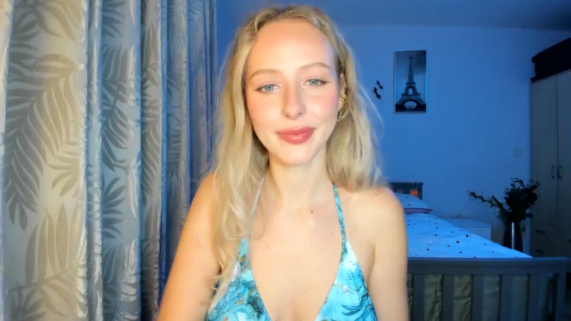 Gallery image thumbnail from Lamantina's myfreecams stream on, 11/02/2025, 24:00 image 8 of 20