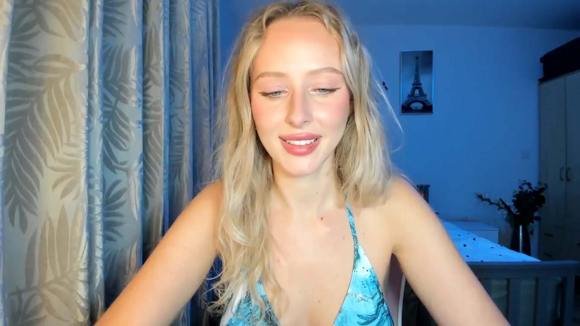 Gallery image thumbnail from Lamantina's myfreecams stream on, 11/02/2025, 24:00 image 18 of 20