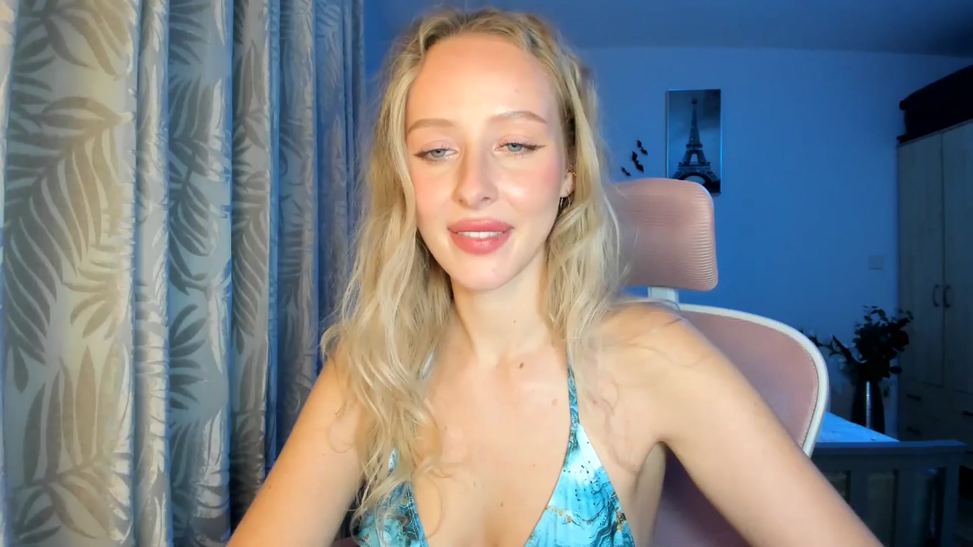 Gallery image thumbnail from Lamantina's myfreecams stream on, 11/02/2025, 03:13 image 18 of 20