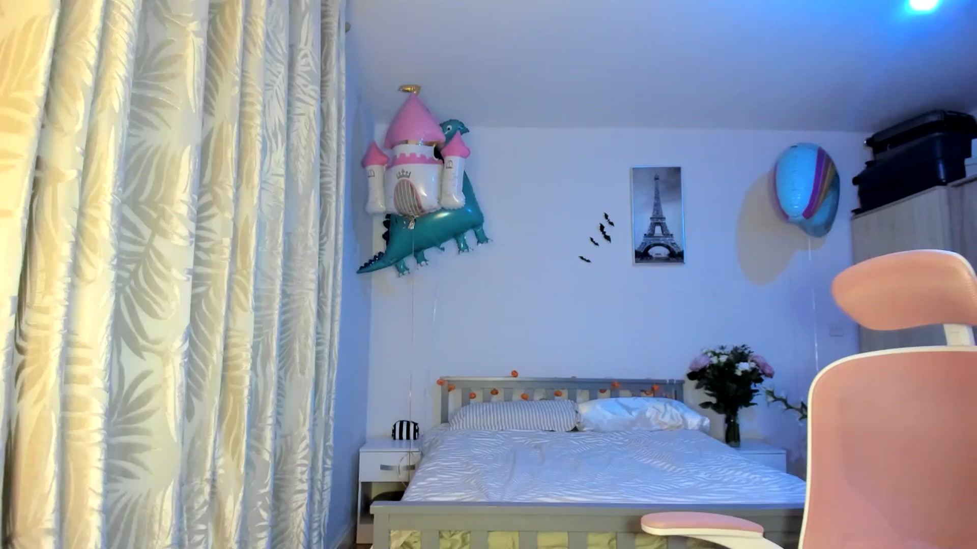 Gallery image thumbnail from Lamantina's myfreecams stream on, 11/26/2025, 02:54 image 7 of 20