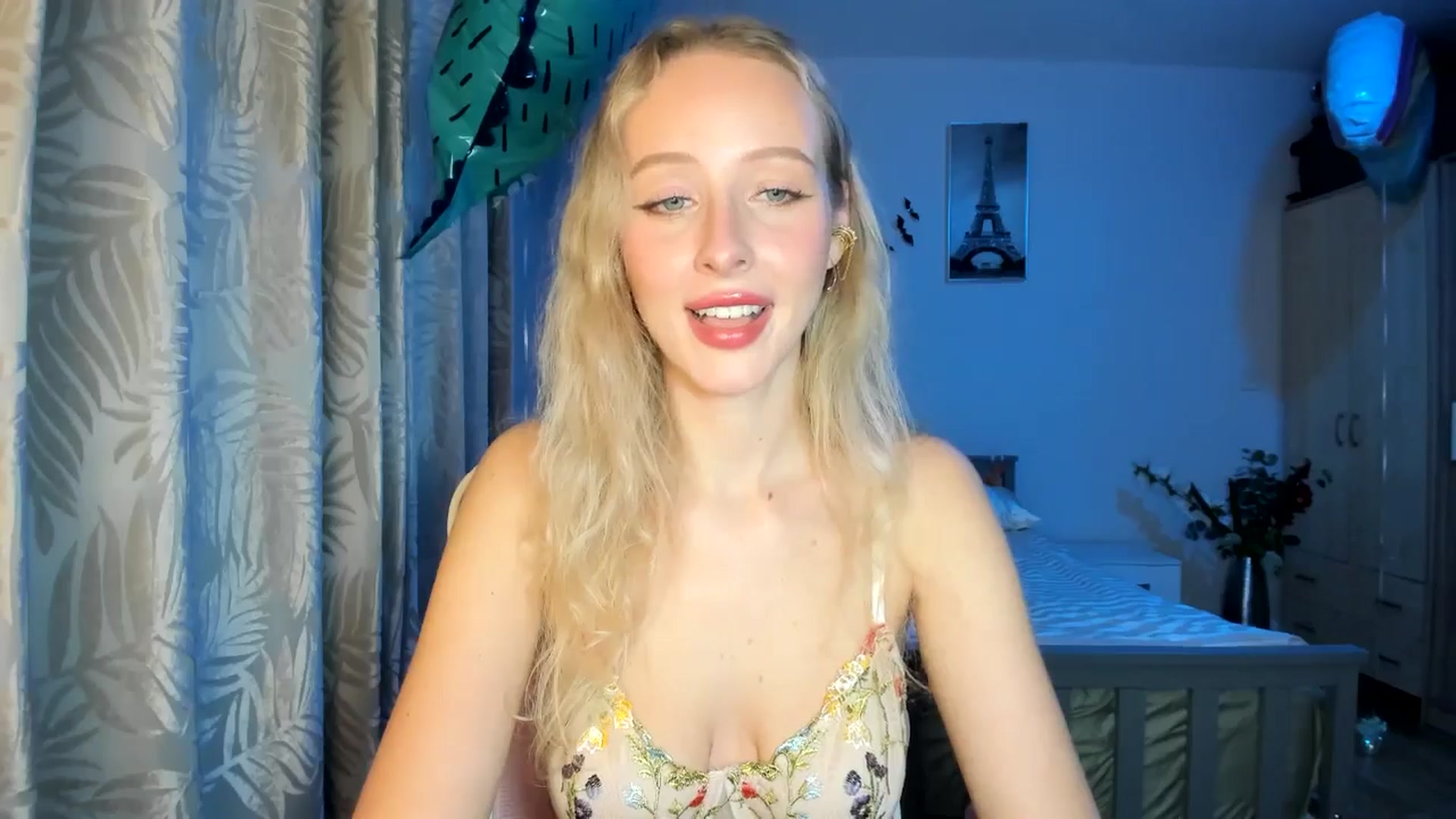 Gallery image thumbnail from Lamantina's myfreecams stream on, 12/09/2025, 02:38 image 18 of 20