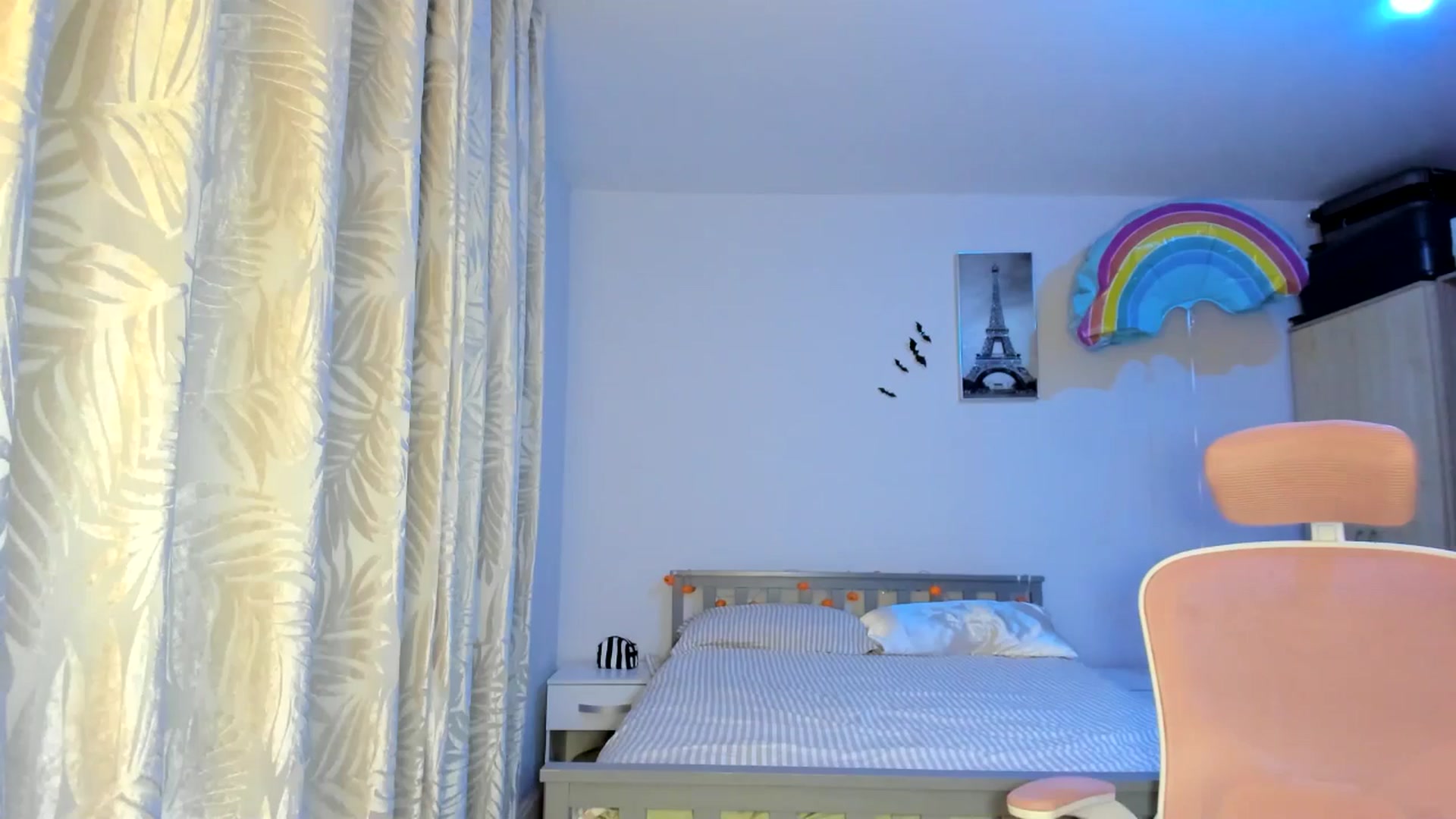 Gallery image thumbnail from Lamantina's myfreecams stream on, 12/22/2025, 02:19 image 14 of 20