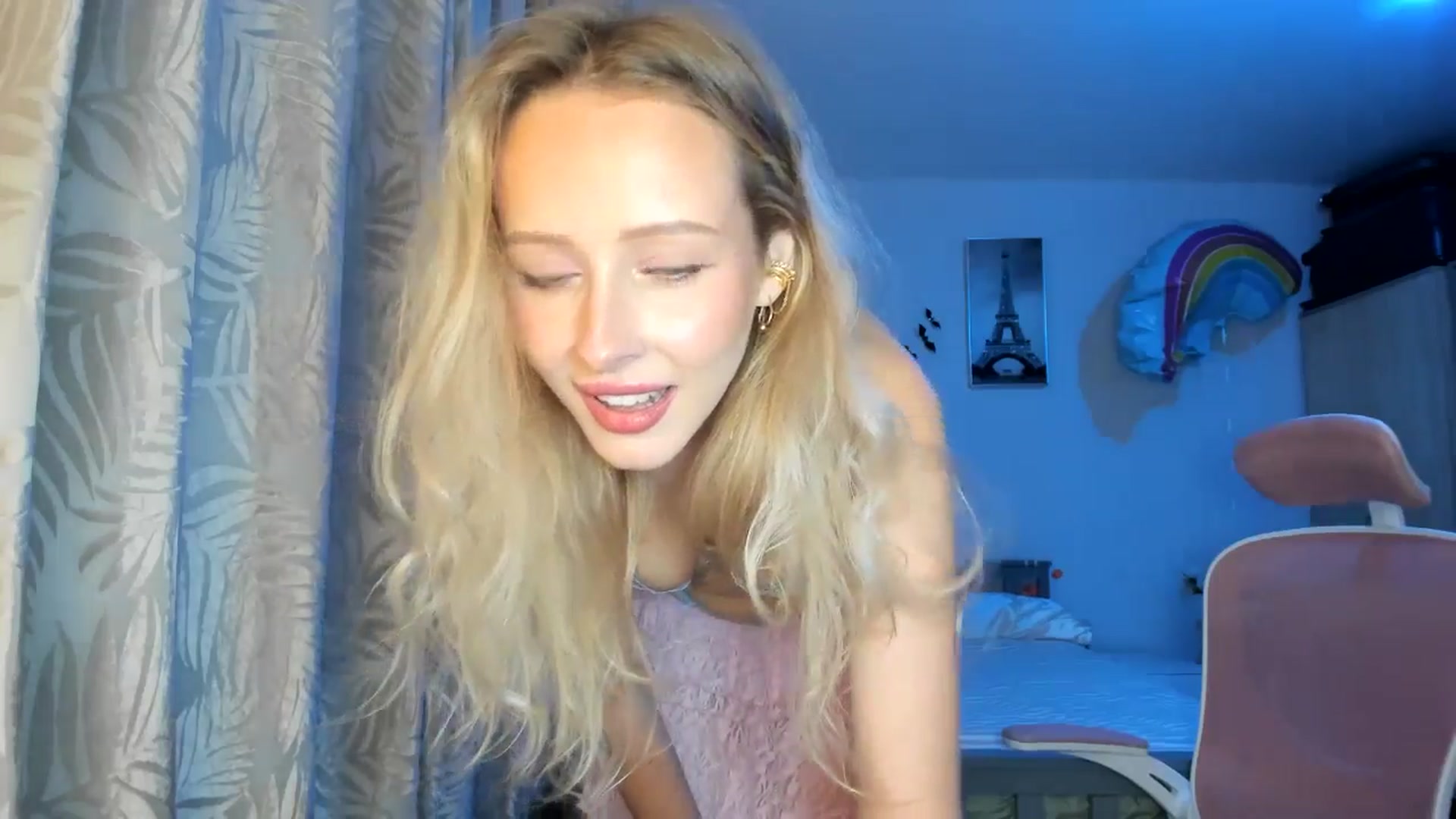 Gallery image thumbnail from Lamantina's myfreecams stream on, 12/27/2025, 02:27 image 20 of 20