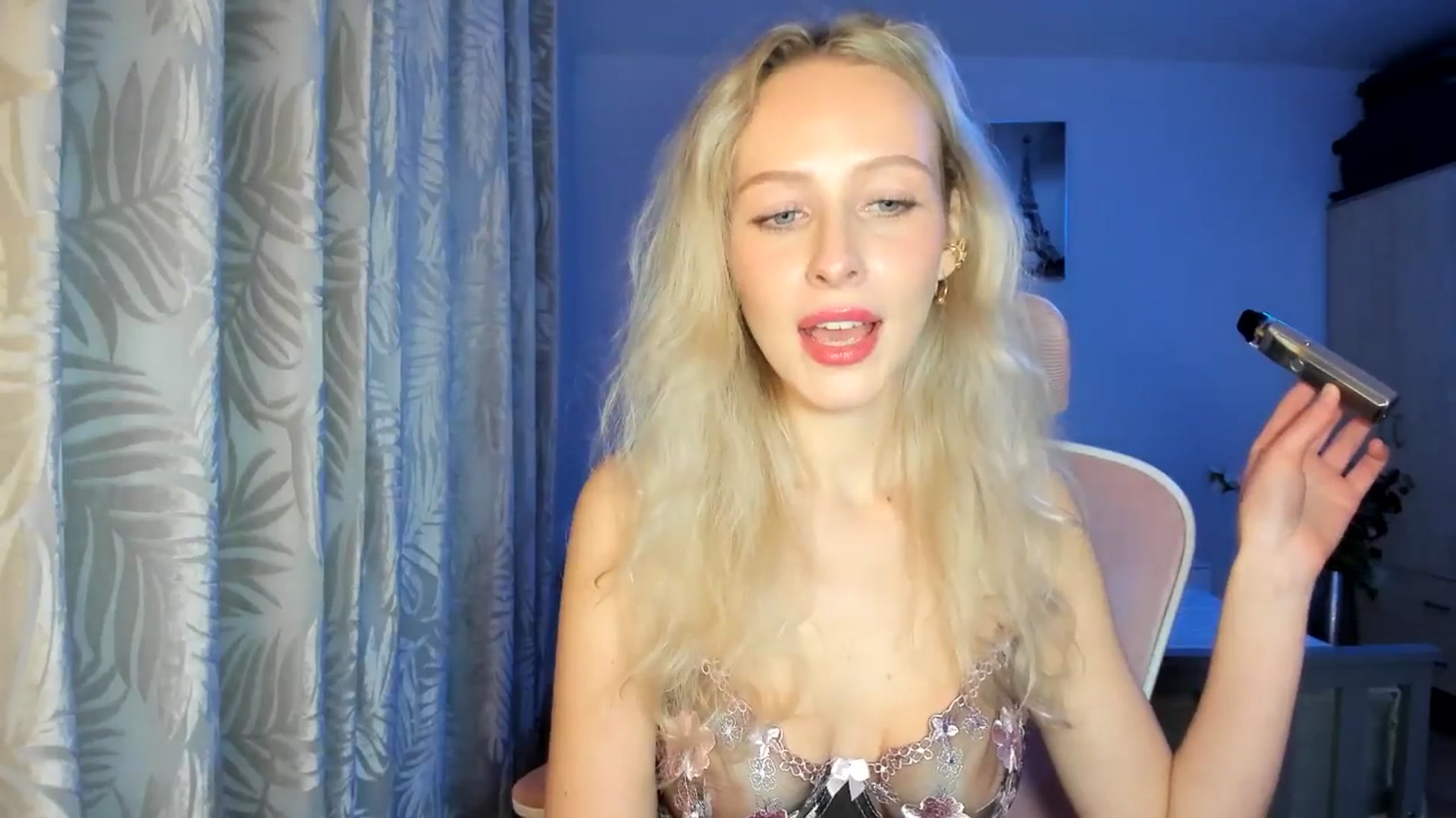 Gallery image thumbnail from Lamantina's myfreecams stream on, 01/21/2026, 01:36 image 4 of 20