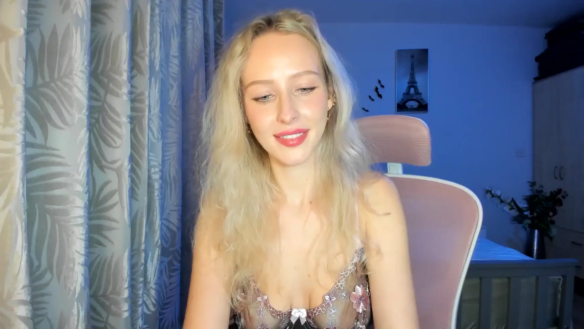 Gallery image thumbnail from Lamantina's myfreecams stream on, 01/21/2026, 01:36 image 8 of 20