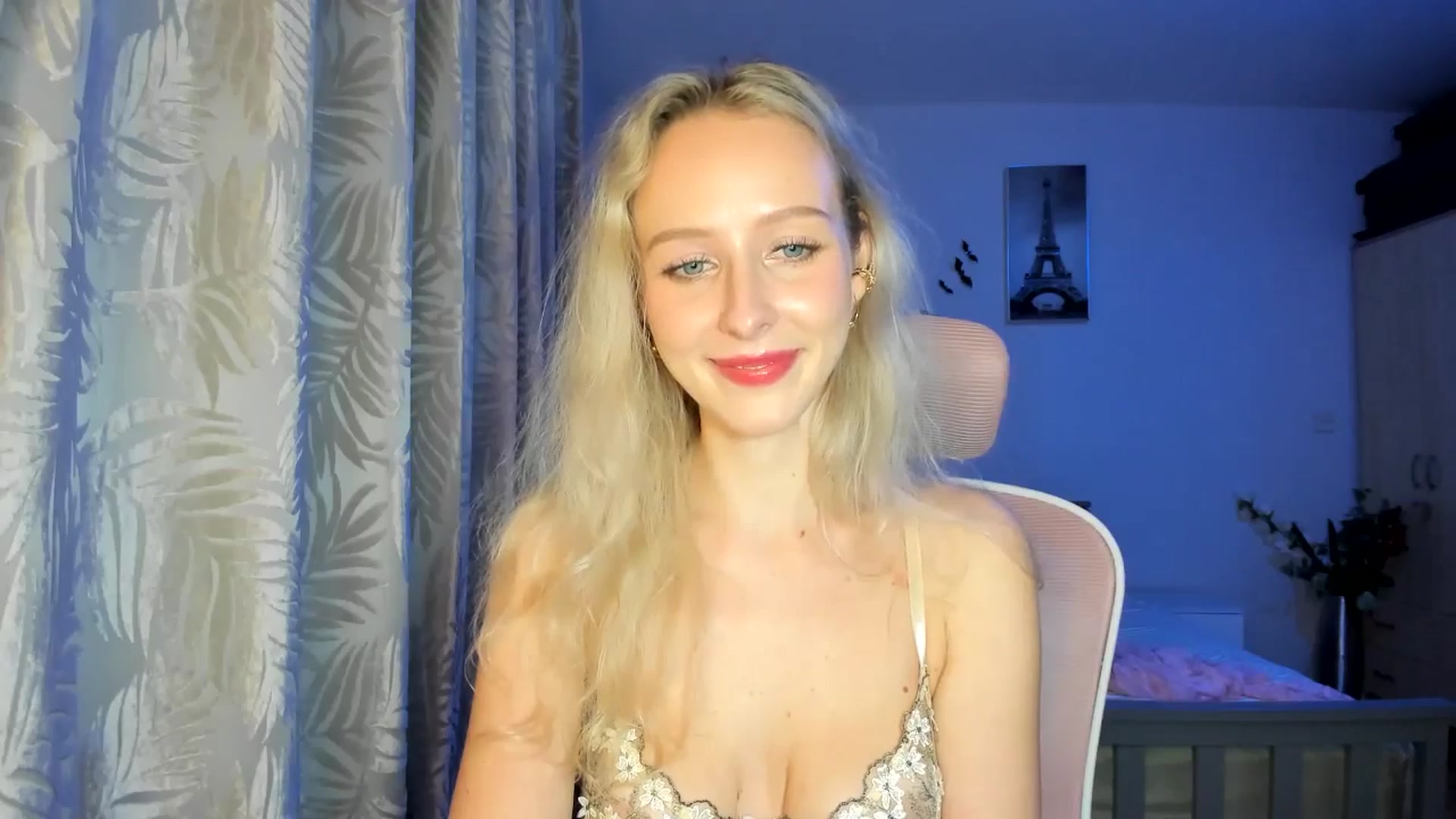 Gallery image thumbnail from Lamantina's myfreecams stream on, 01/22/2026, 02:42 image 4 of 20