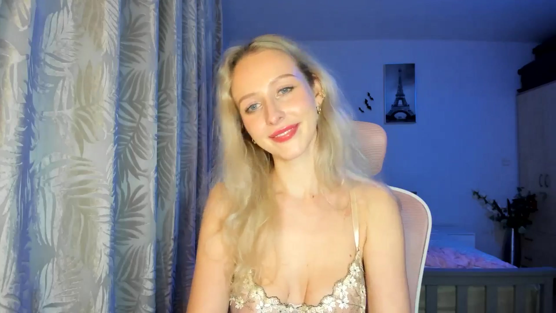 Gallery image thumbnail from Lamantina's myfreecams stream on, 01/22/2026, 02:42 image 3 of 20