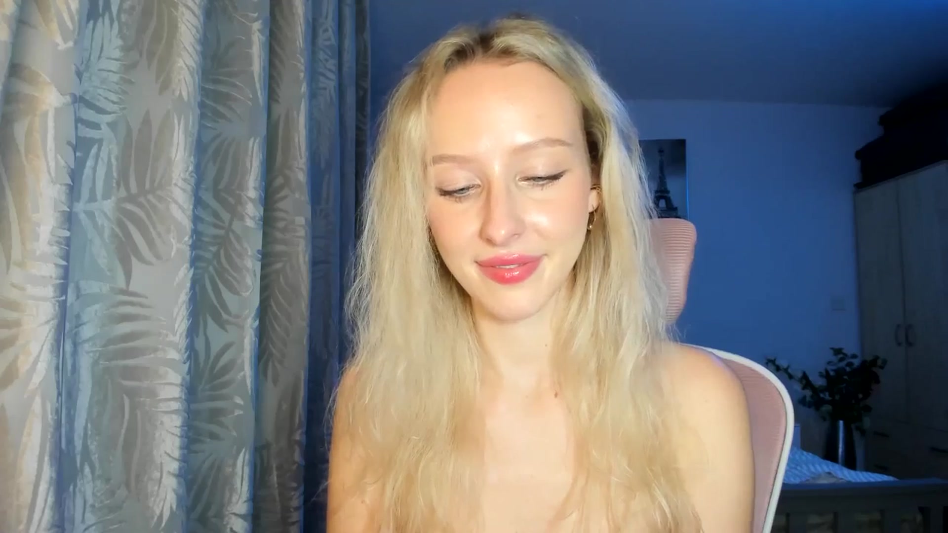 Gallery image thumbnail from Lamantina's myfreecams stream on, 01/26/2026, 05:20 image 20 of 20