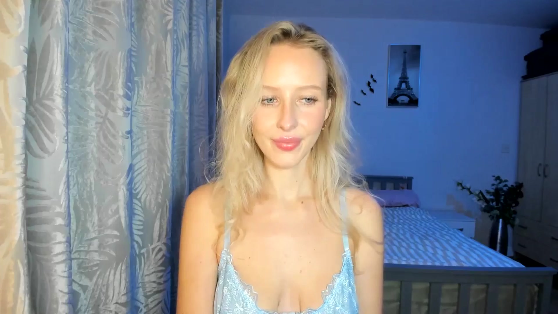 Gallery image thumbnail from Lamantina's myfreecams stream on, 01/29/2026, 02:17 image 16 of 20