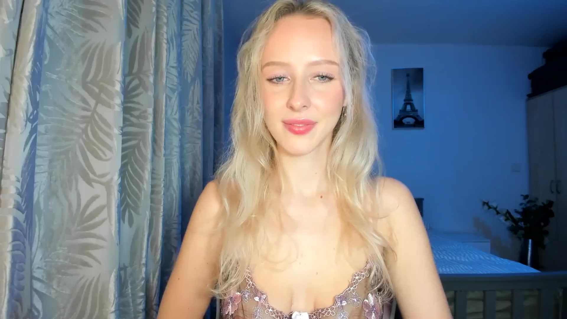Gallery image thumbnail from Lamantina's myfreecams stream on, 02/02/2026, 01:10 image 16 of 20