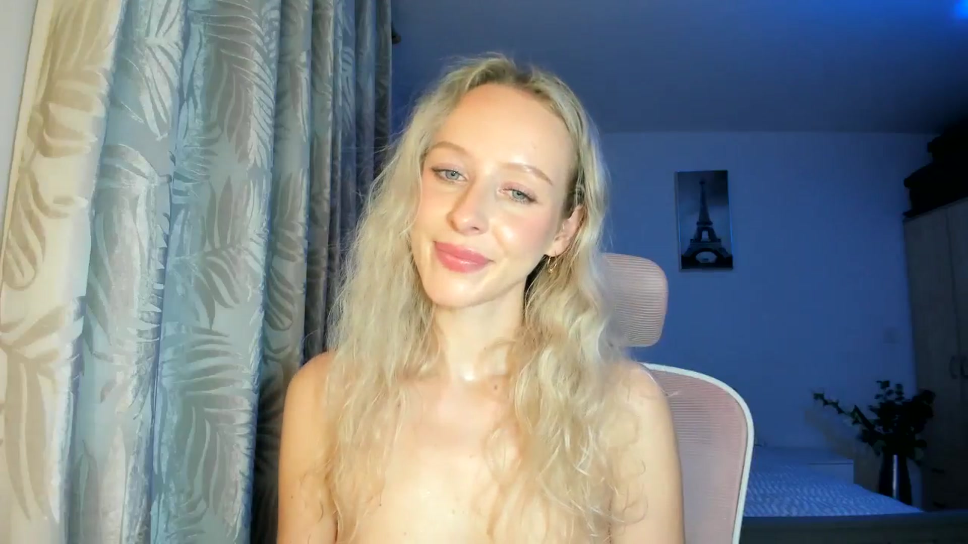 Gallery image thumbnail from Lamantina's myfreecams stream on, 02/08/2026, 05:15 image 19 of 20