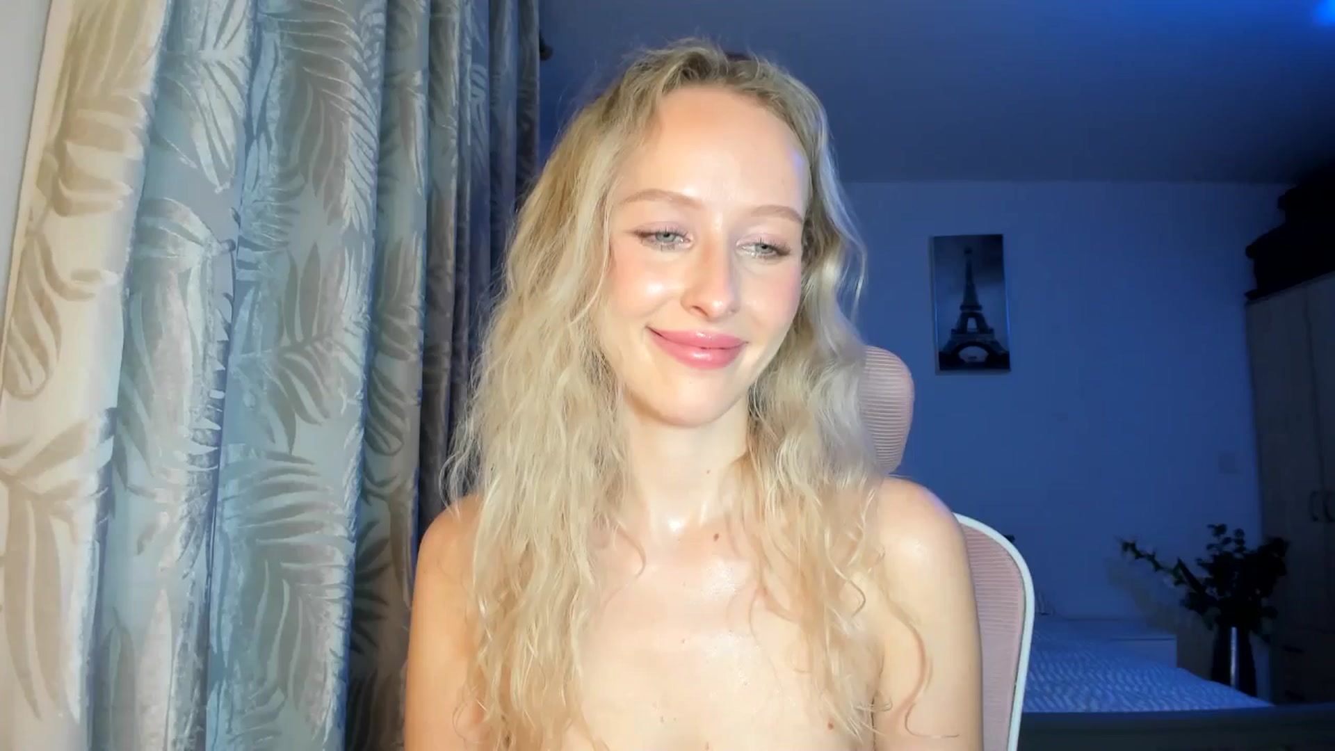 Gallery image thumbnail from Lamantina's myfreecams stream on, 02/08/2026, 05:15 image 1 of 20
