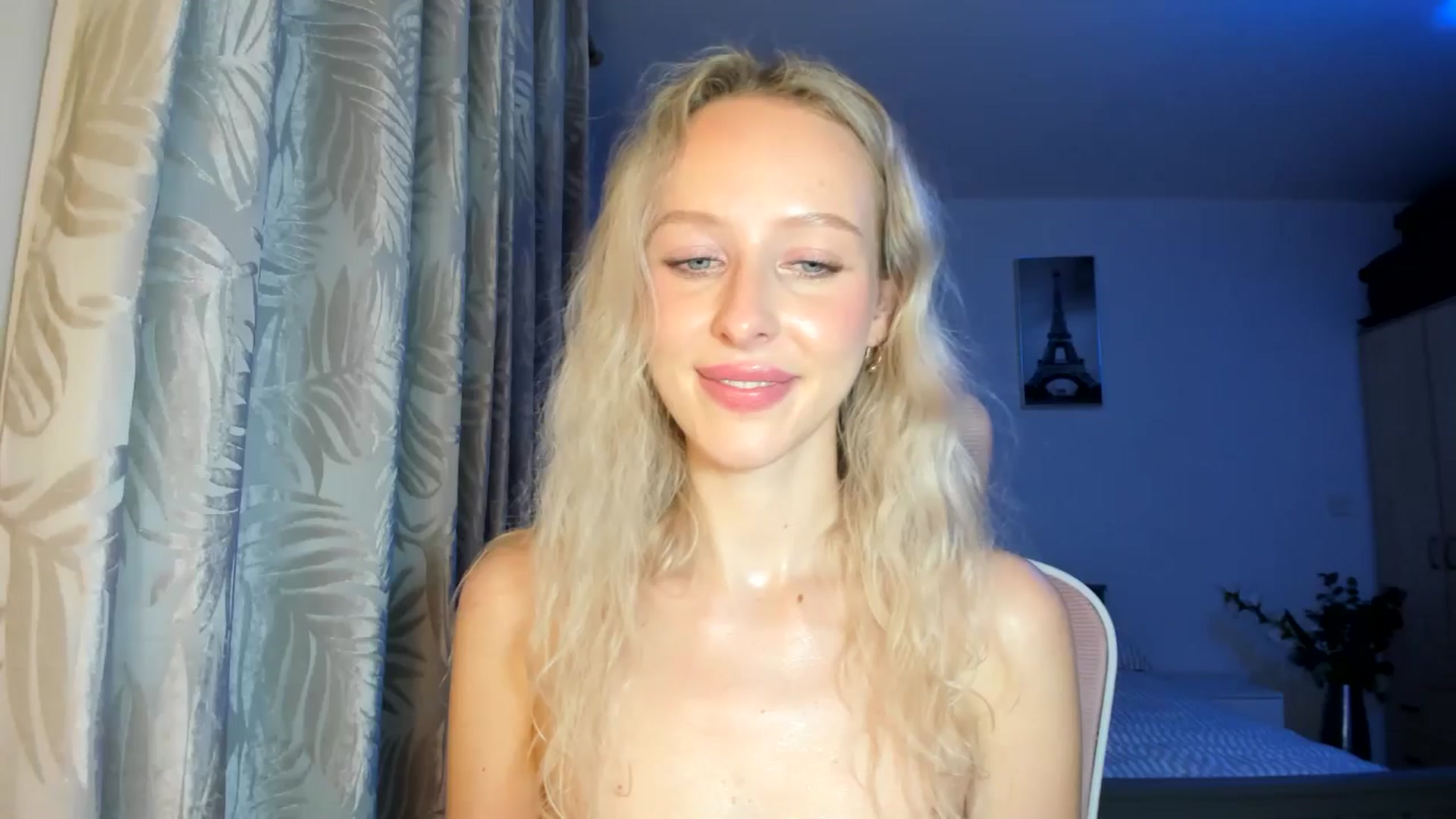 Gallery image thumbnail from Lamantina's myfreecams stream on, 02/08/2026, 05:15 image 14 of 20