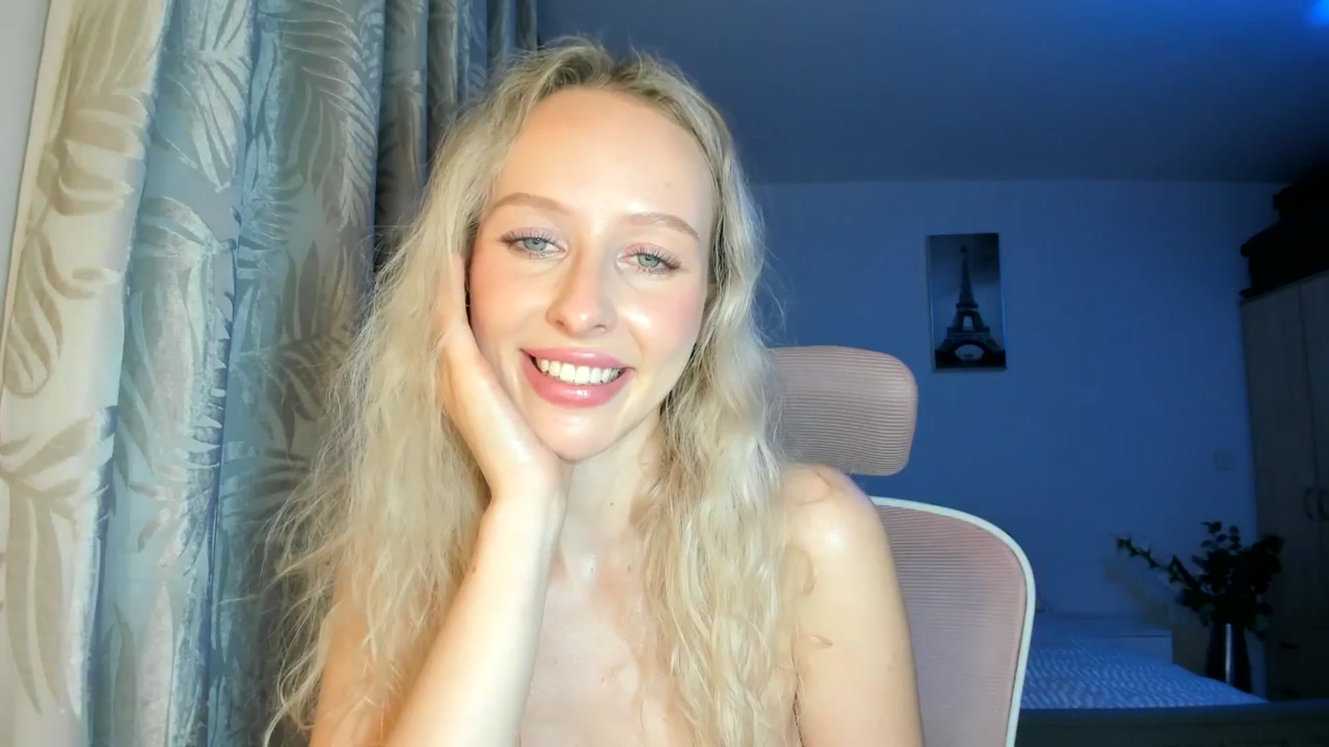 Gallery image thumbnail from Lamantina's myfreecams stream on, 02/08/2026, 05:15 image 20 of 20