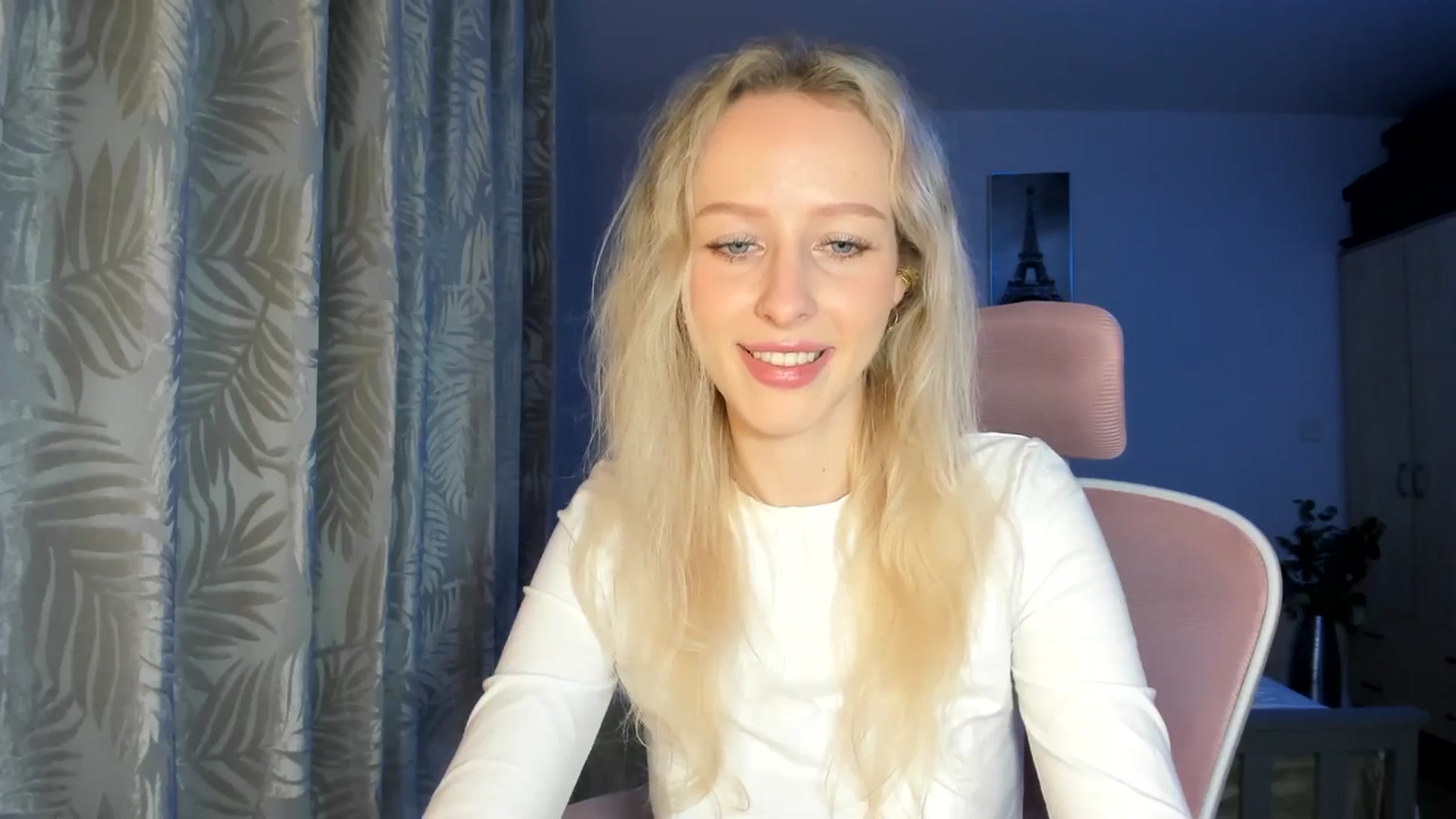 Gallery image thumbnail from Lamantina's myfreecams stream on, 02/13/2026, 04:58 image 3 of 20