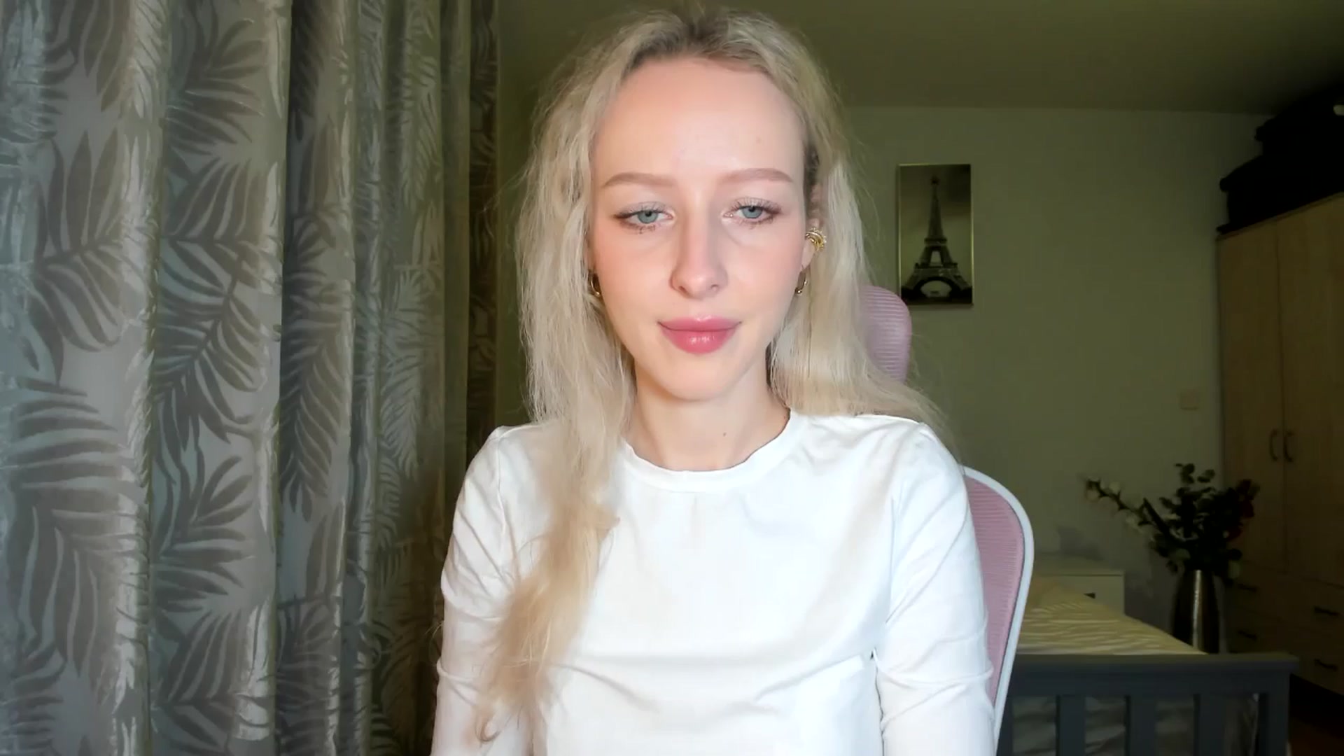 Gallery image thumbnail from Lamantina's myfreecams stream on, 02/13/2026, 04:58 image 1 of 20