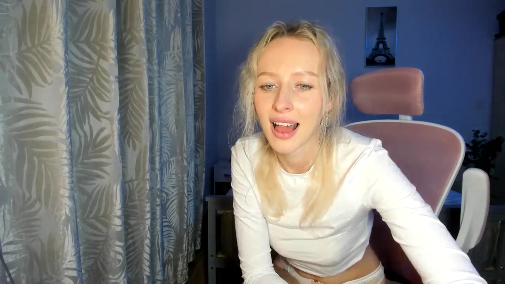 Gallery image thumbnail from Lamantina's myfreecams stream on, 02/13/2026, 04:58 image 15 of 20