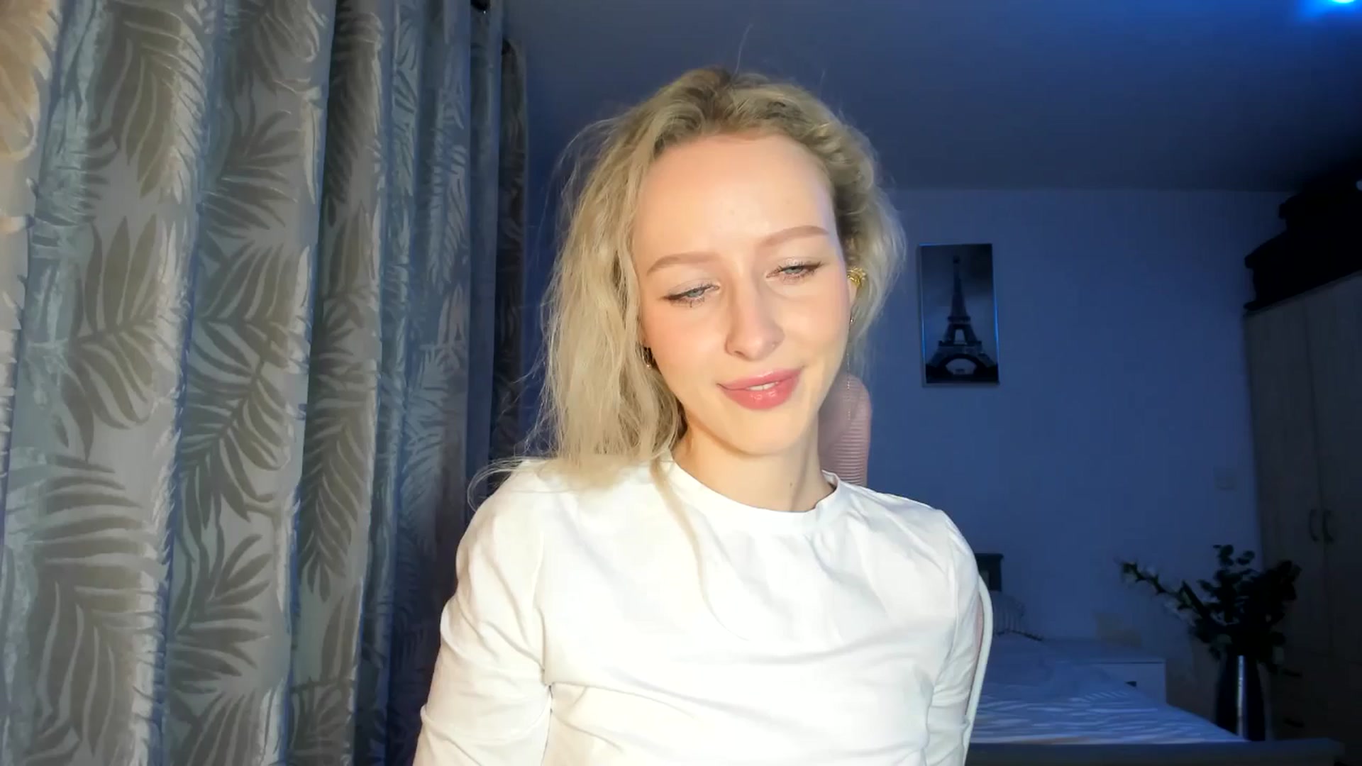 Gallery image thumbnail from Lamantina's myfreecams stream on, 02/13/2026, 04:58 image 2 of 20