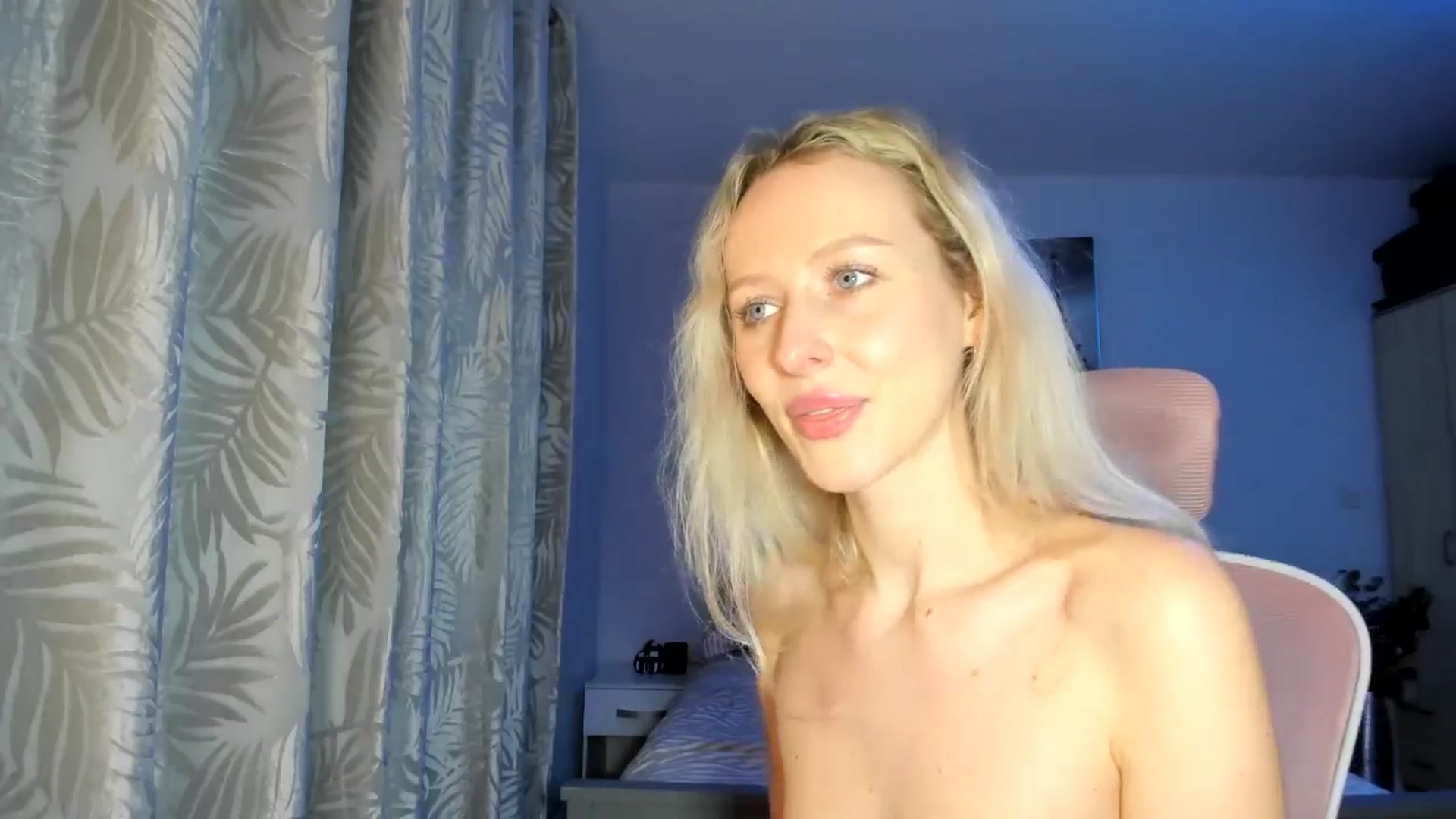 Gallery image thumbnail from Lamantina's myfreecams stream on, 02/13/2026, 06:58 image 19 of 20