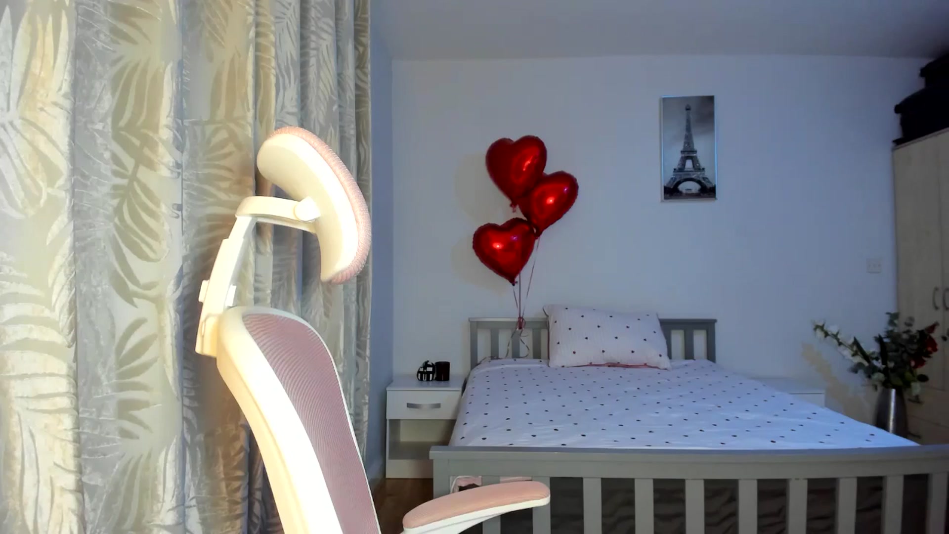 Gallery image thumbnail from Lamantina's myfreecams stream on, 02/15/2026, 01:56 image 5 of 20