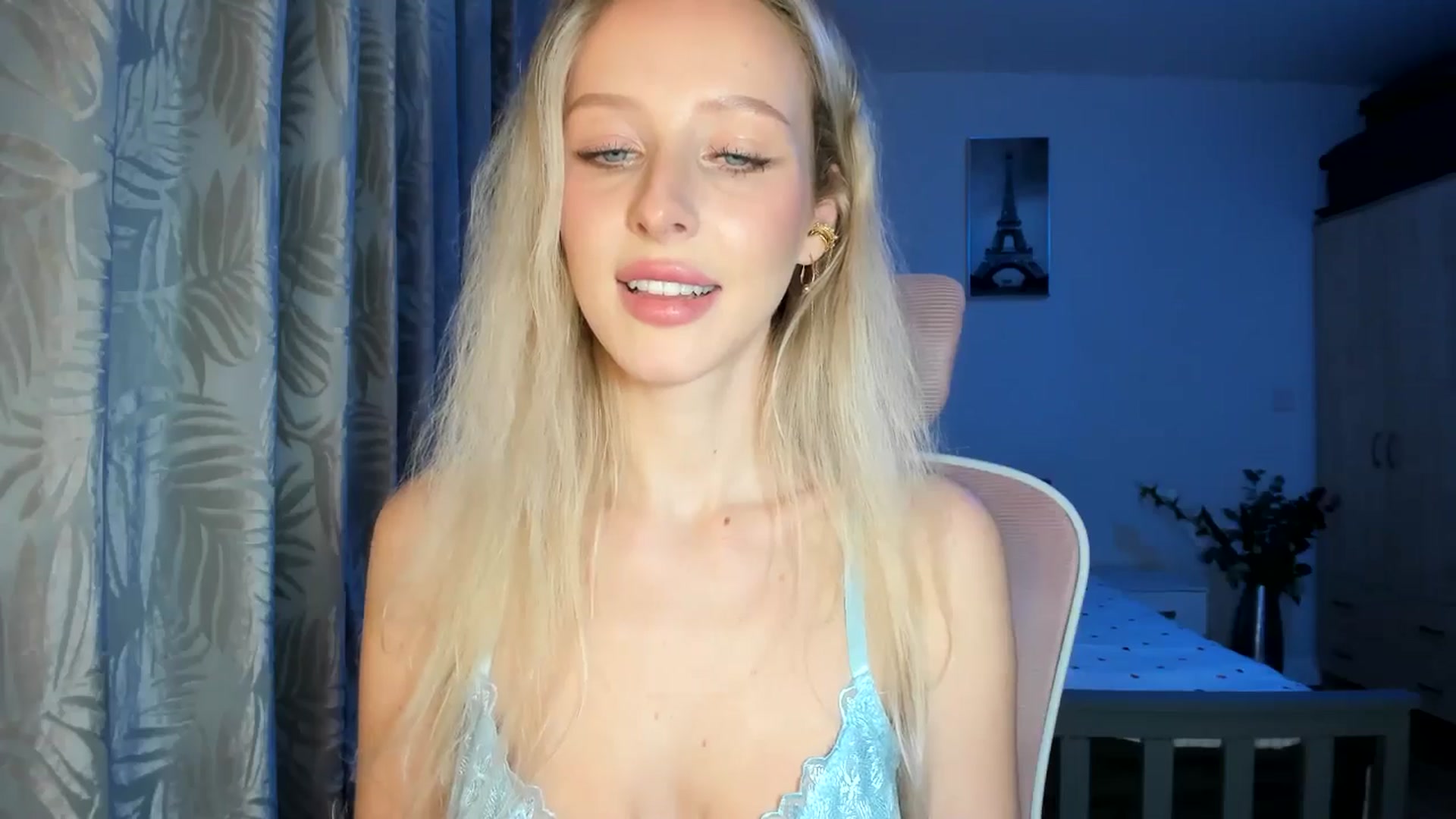 Gallery image thumbnail from Lamantina's myfreecams stream on, 02/21/2026, 24:01 image 18 of 20