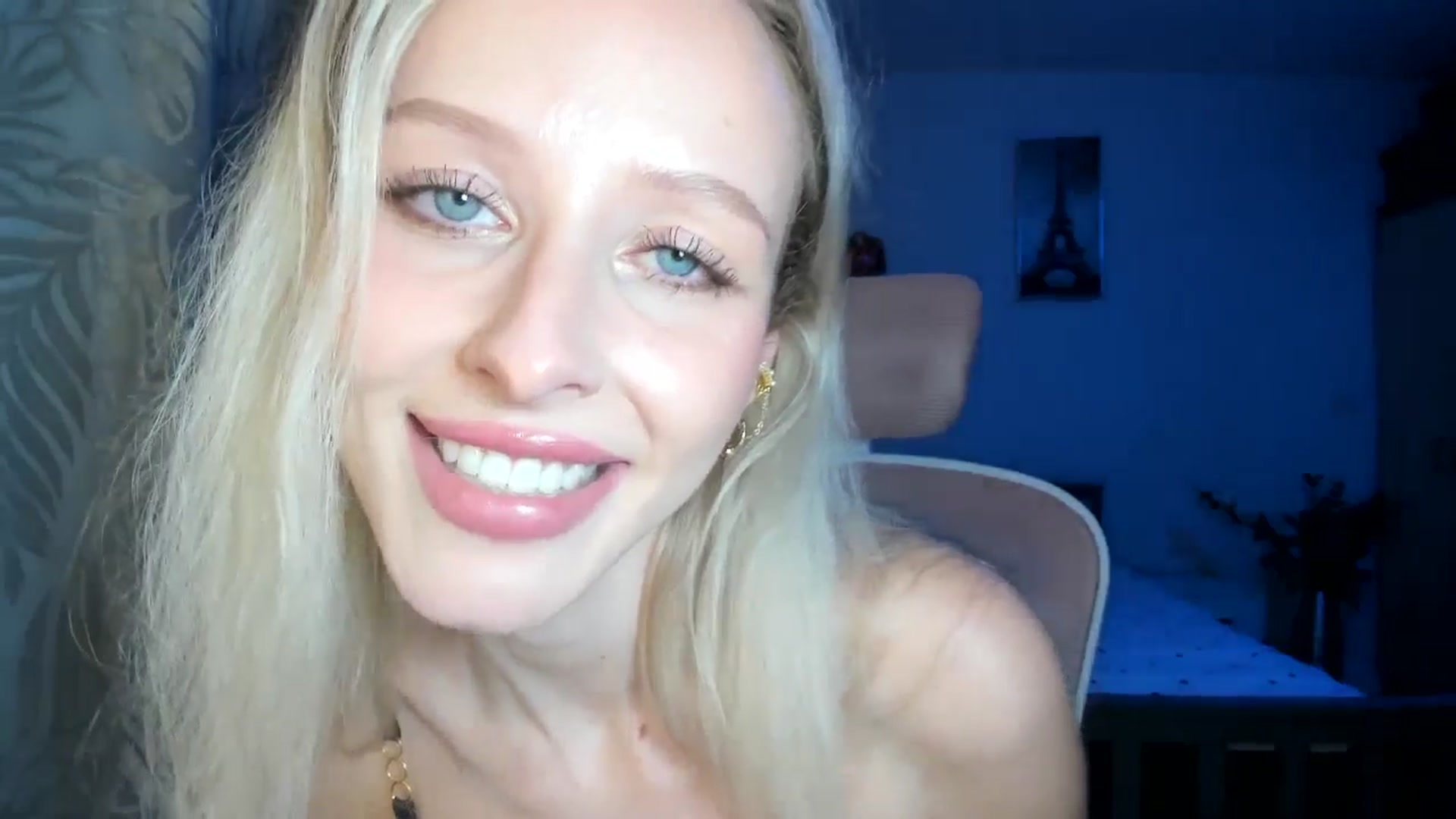 Gallery image thumbnail from Lamantina's myfreecams stream on, 02/21/2026, 03:41 image 15 of 20