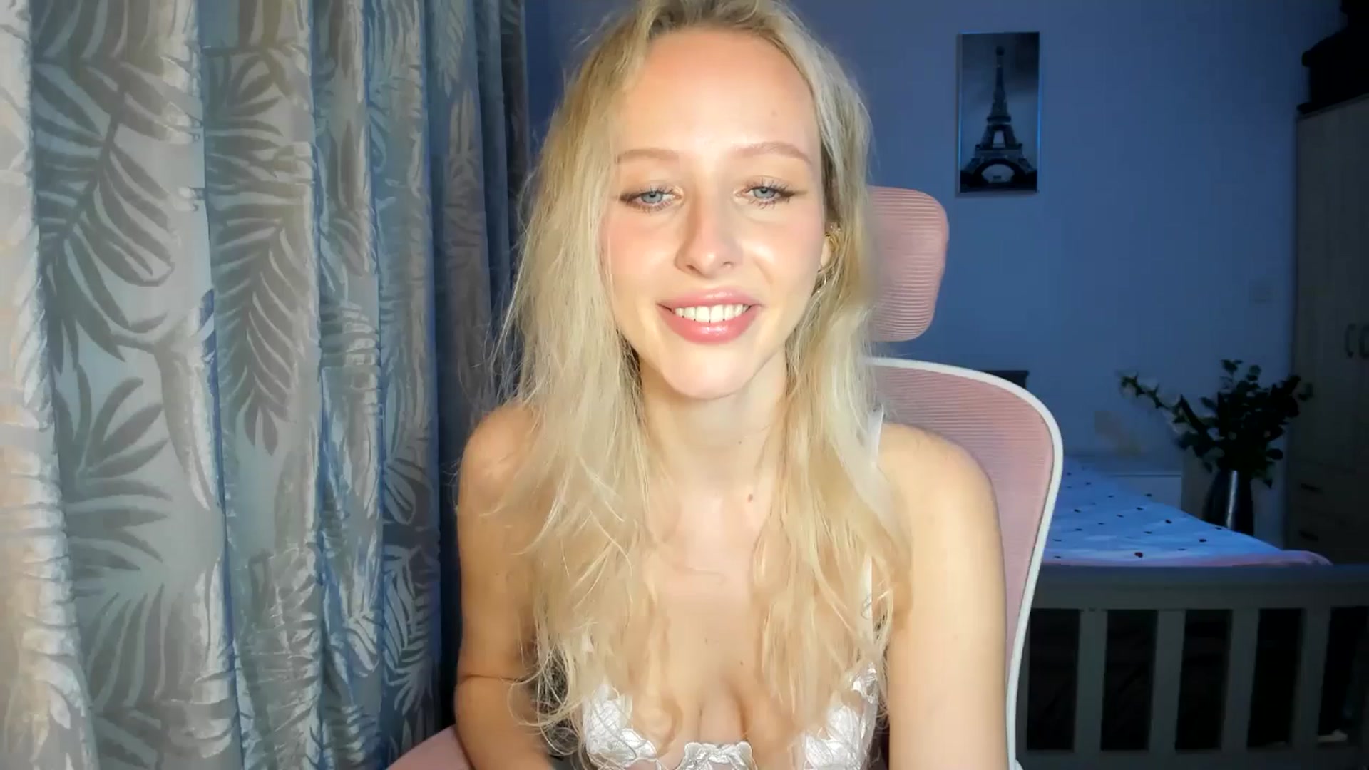 Gallery image thumbnail from Lamantina's myfreecams stream on, 02/24/2026, 02:06 image 19 of 20