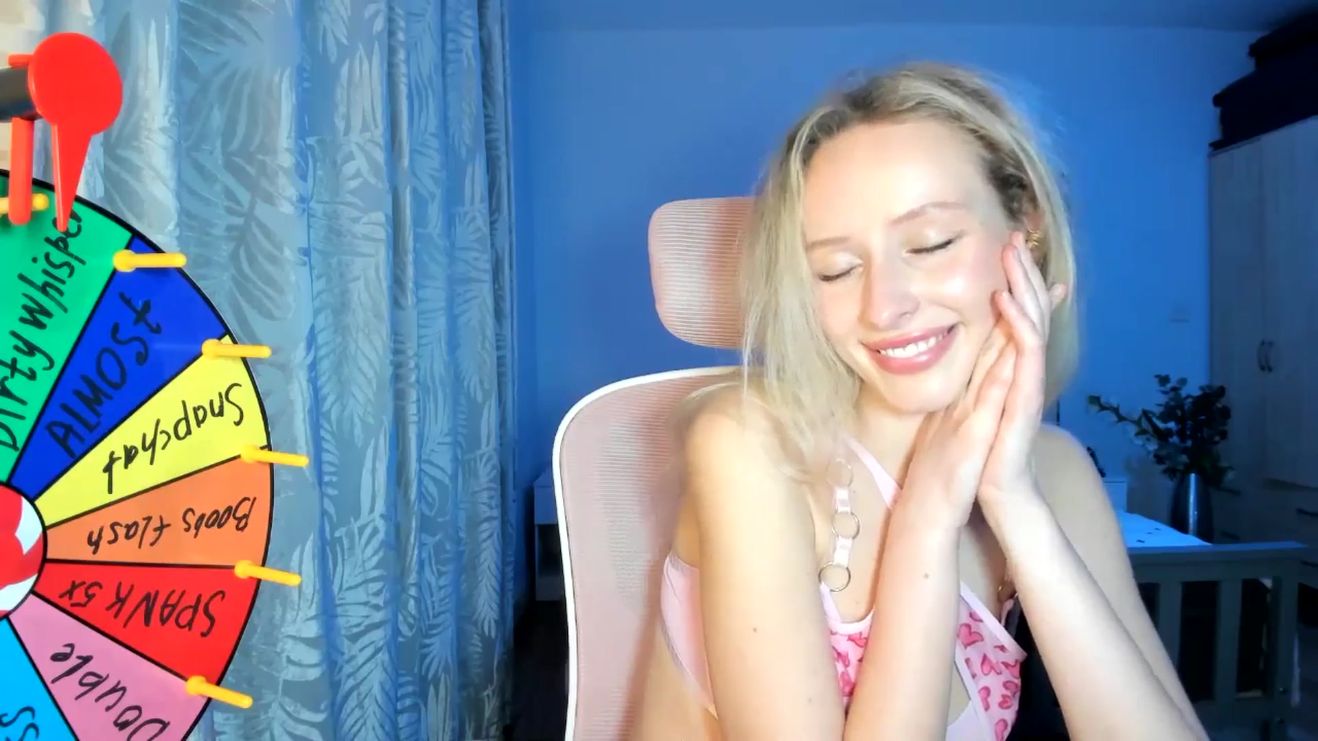 Gallery image thumbnail from Lamantina's myfreecams stream on, 03/01/2026, 02:10 image 11 of 20