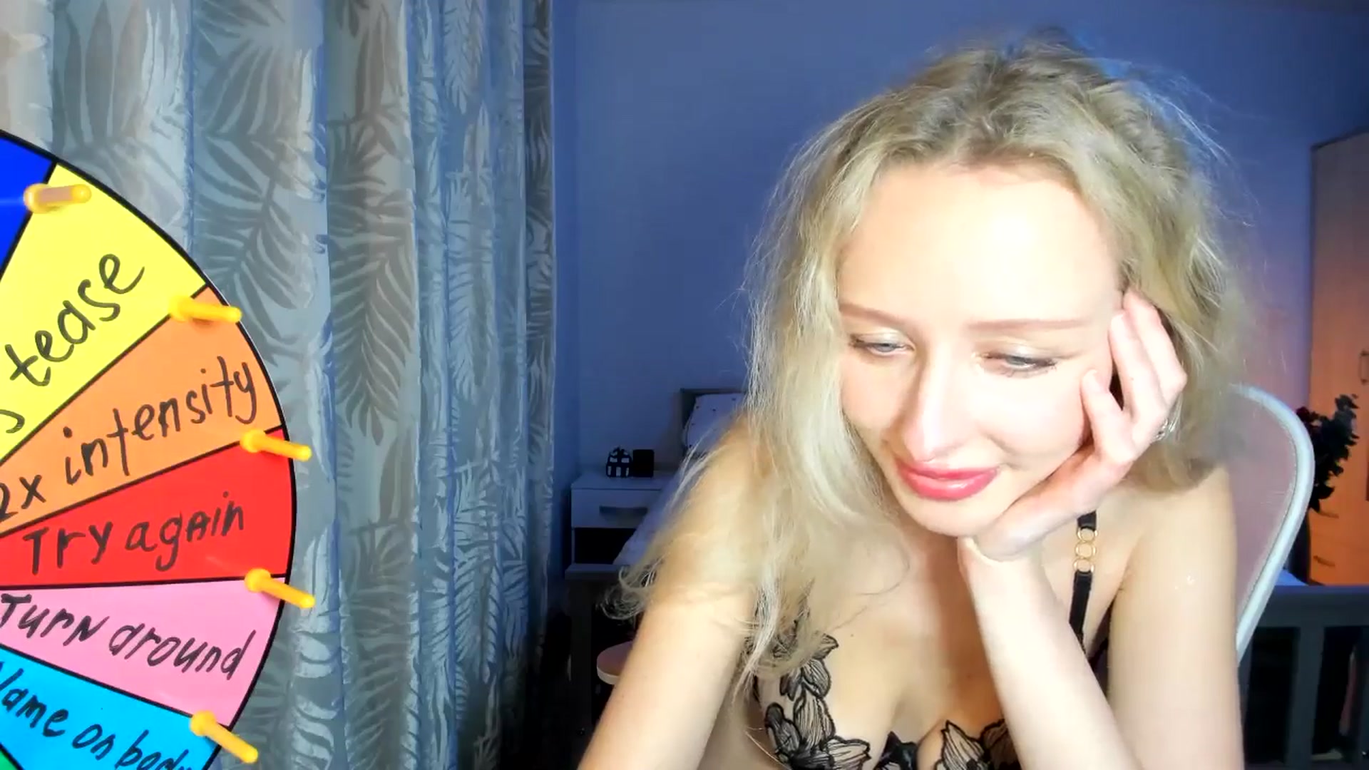 Gallery image thumbnail from Lamantina's myfreecams stream on, 03/08/2026, 01:09 image 14 of 20