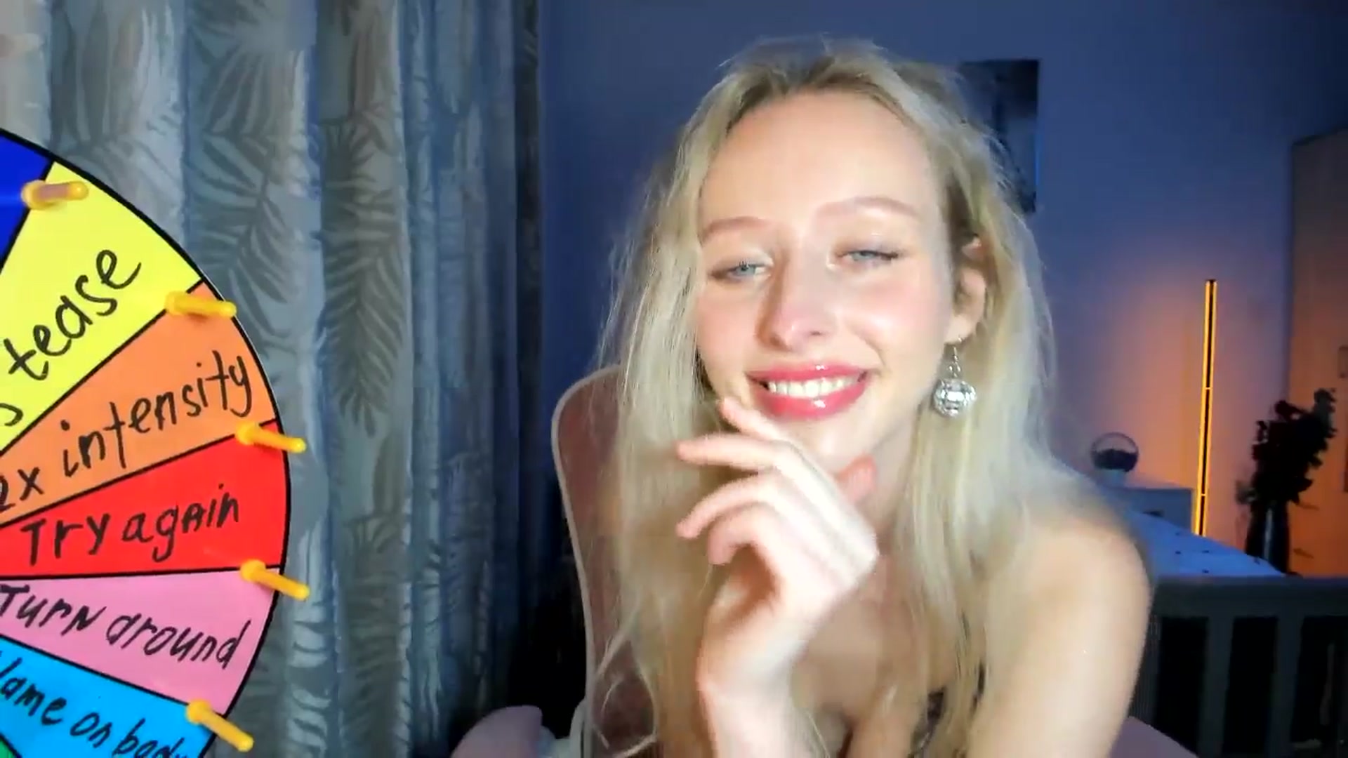 Gallery image thumbnail from Lamantina's myfreecams stream on, 03/08/2026, 01:09 image 10 of 20