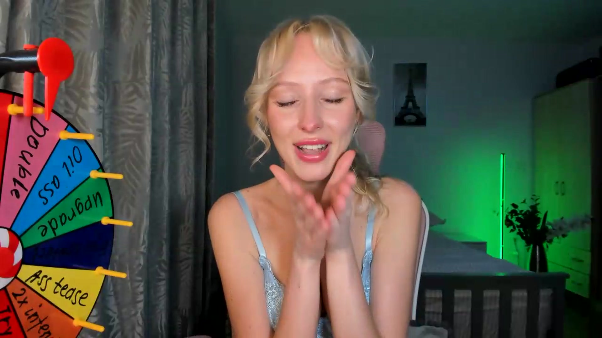 Gallery image thumbnail from Lamantina's myfreecams stream on, 06/01/2026, 24:00 image 9 of 20