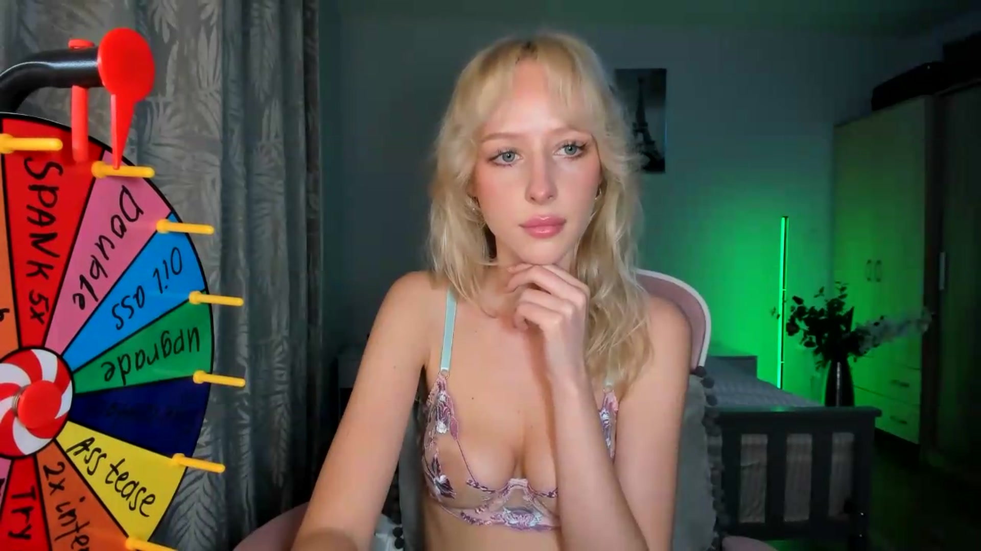 Gallery image thumbnail from Lamantina's myfreecams stream on, 06/01/2026, 23:28 image 10 of 20