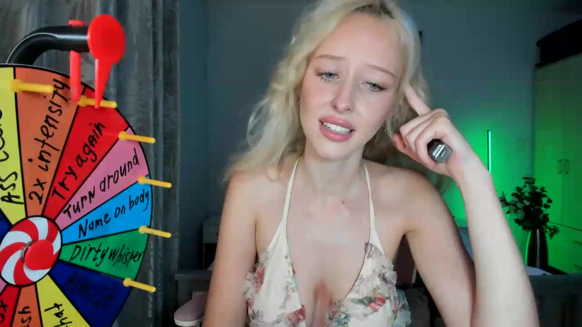 Gallery image thumbnail from Lamantina's myfreecams stream on, 06/25/2026, 22:02 image 19 of 20