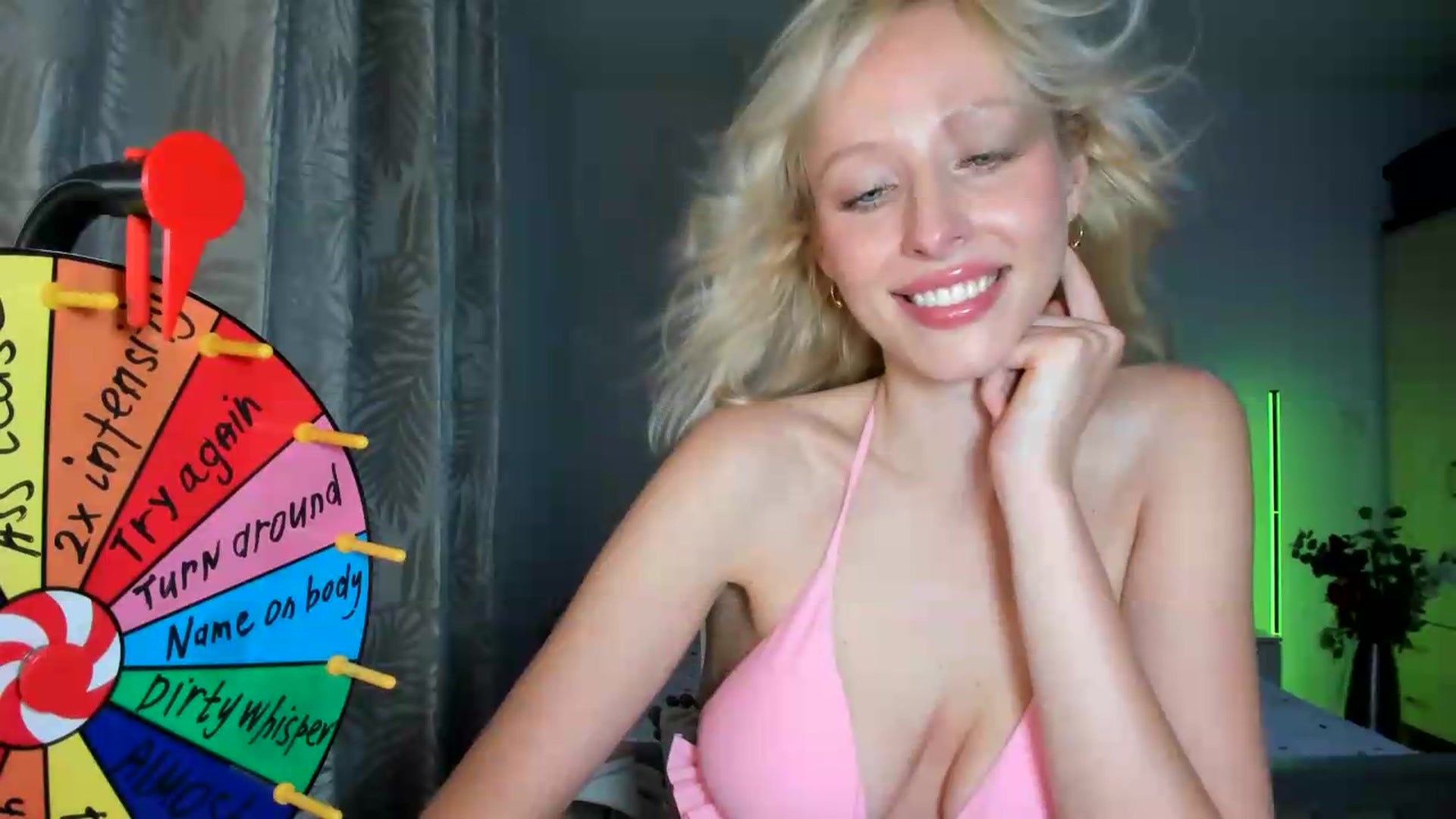 Gallery image thumbnail from Lamantina's myfreecams stream on, 06/26/2026, 22:00 image 15 of 20