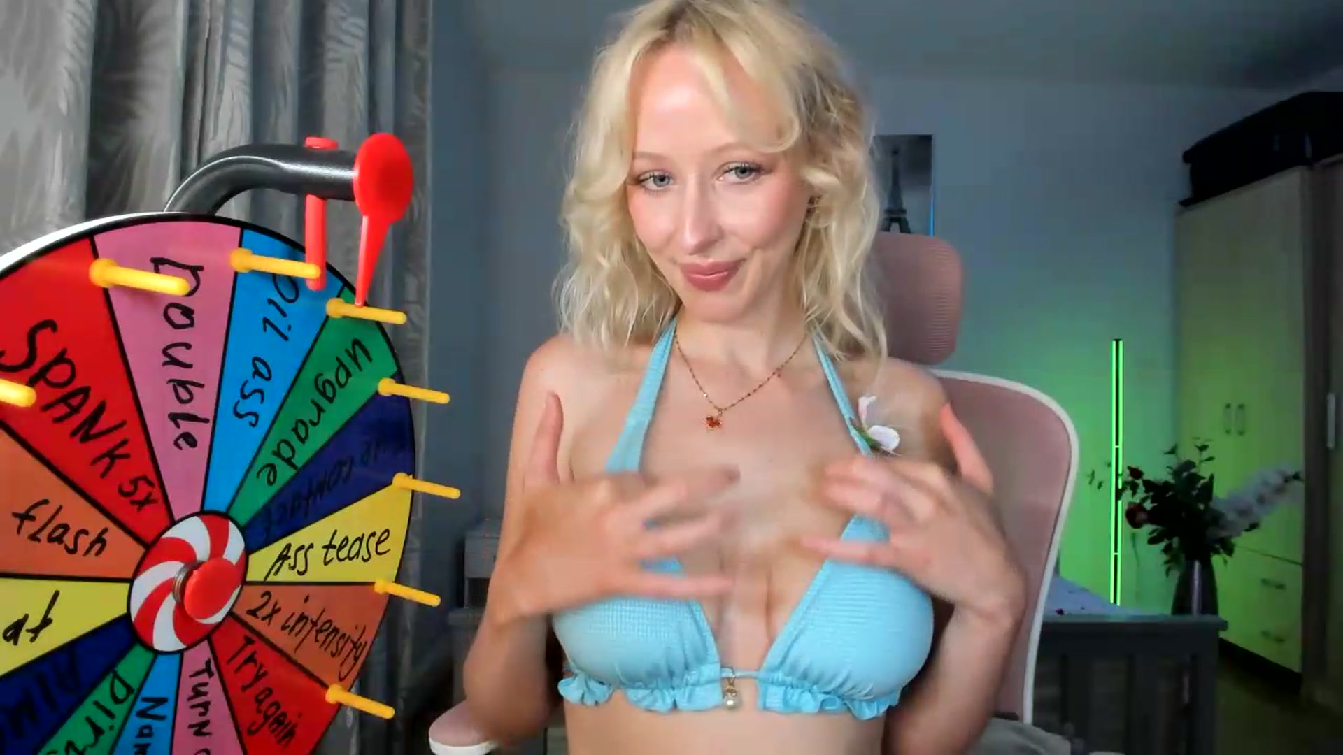 Gallery image thumbnail from Lamantina's myfreecams stream on, 06/30/2026, 23:20 image 7 of 20