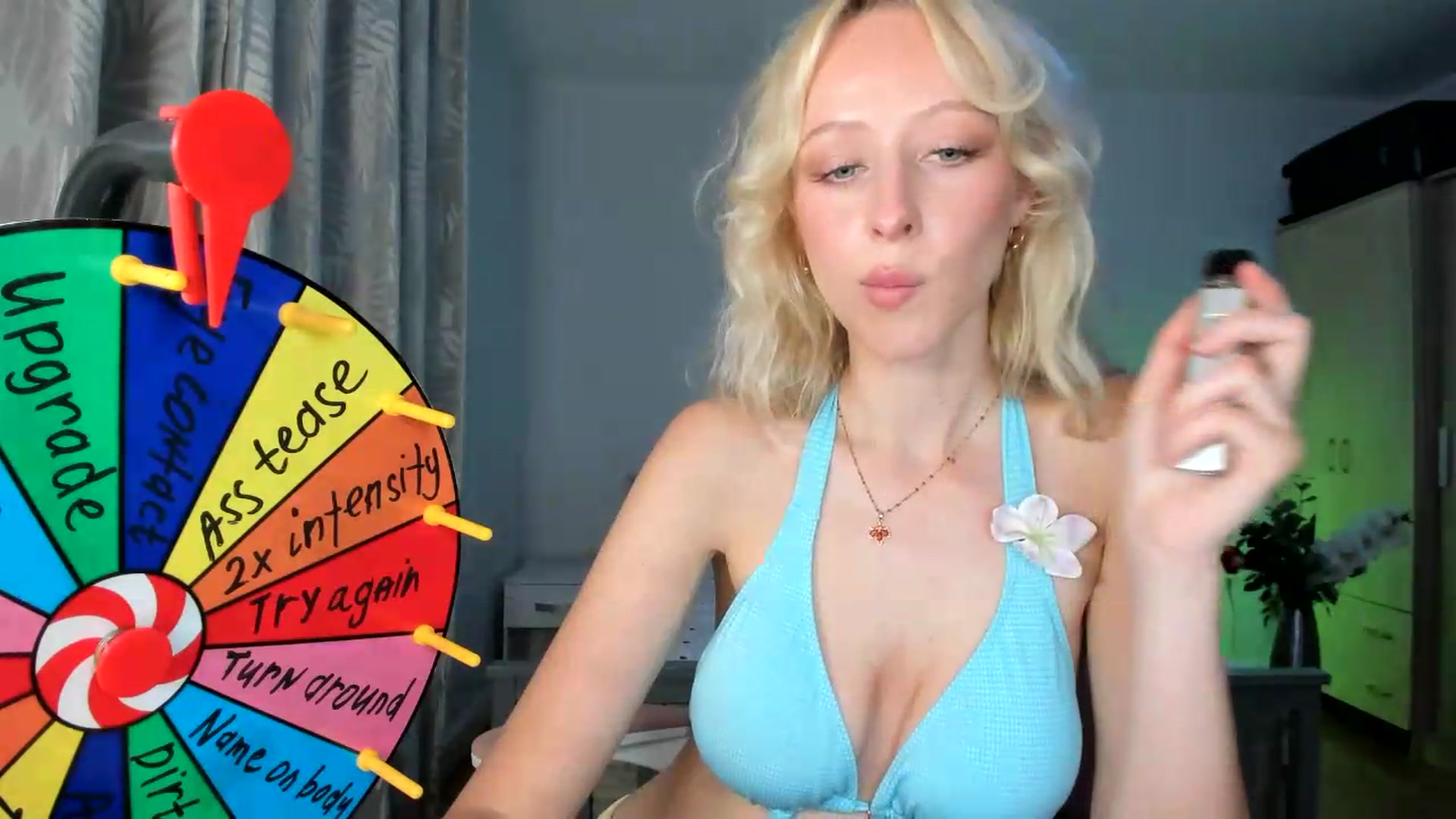 Gallery image thumbnail from Lamantina's myfreecams stream on, 06/30/2026, 23:20 image 12 of 20