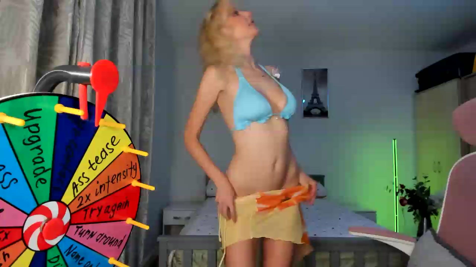 Gallery image thumbnail from Lamantina's myfreecams stream on, 06/30/2026, 23:20 image 16 of 20