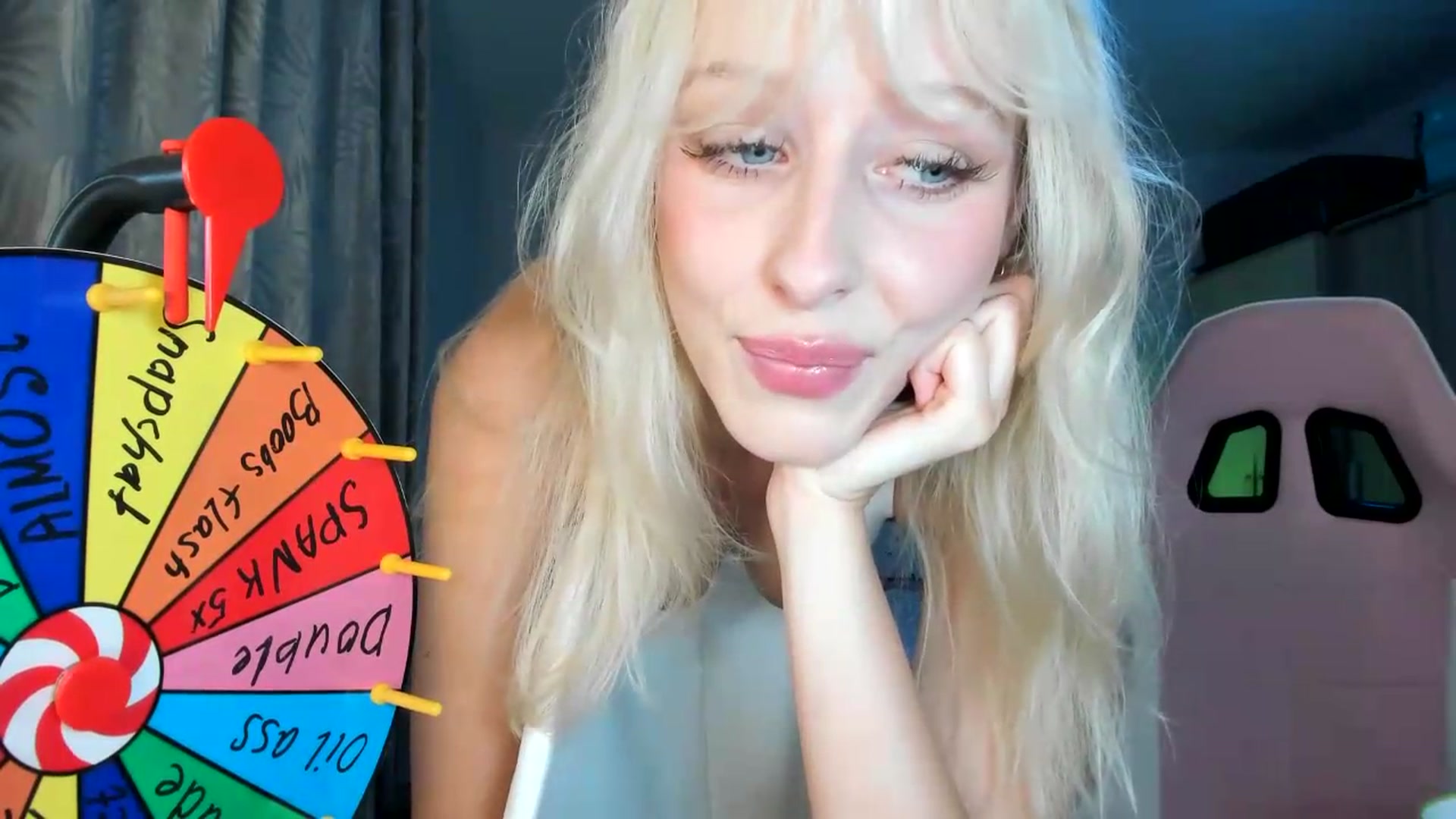 Gallery image thumbnail from Lamantina's myfreecams stream on, 07/20/2026, 23:00 image 9 of 20